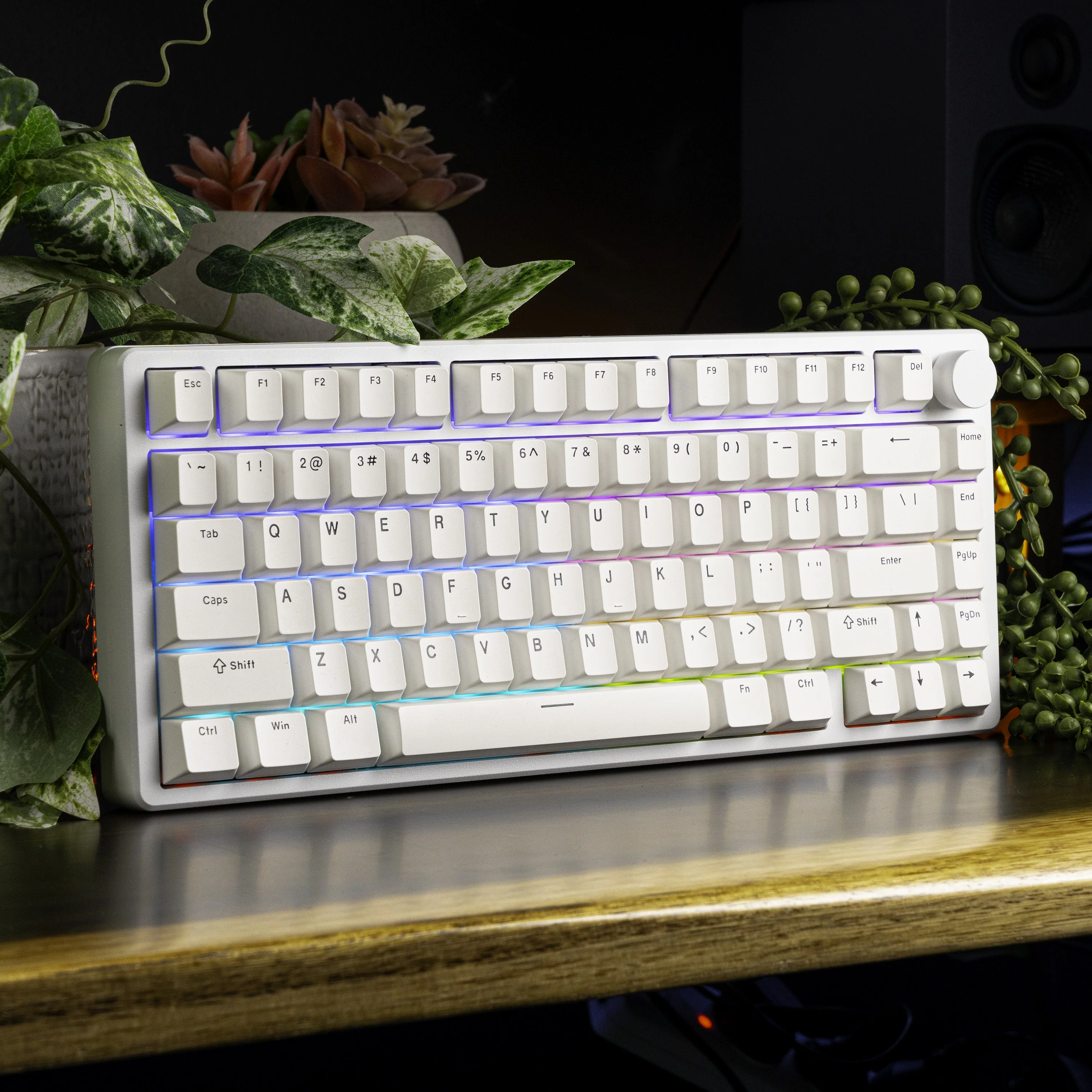 Aftershock Combo Kit – Oden 75 White Keyboard, Sliver+ XXL RGB Gaming Mouse Pad & M1 Pro White Wireless Mouse - Image 3
