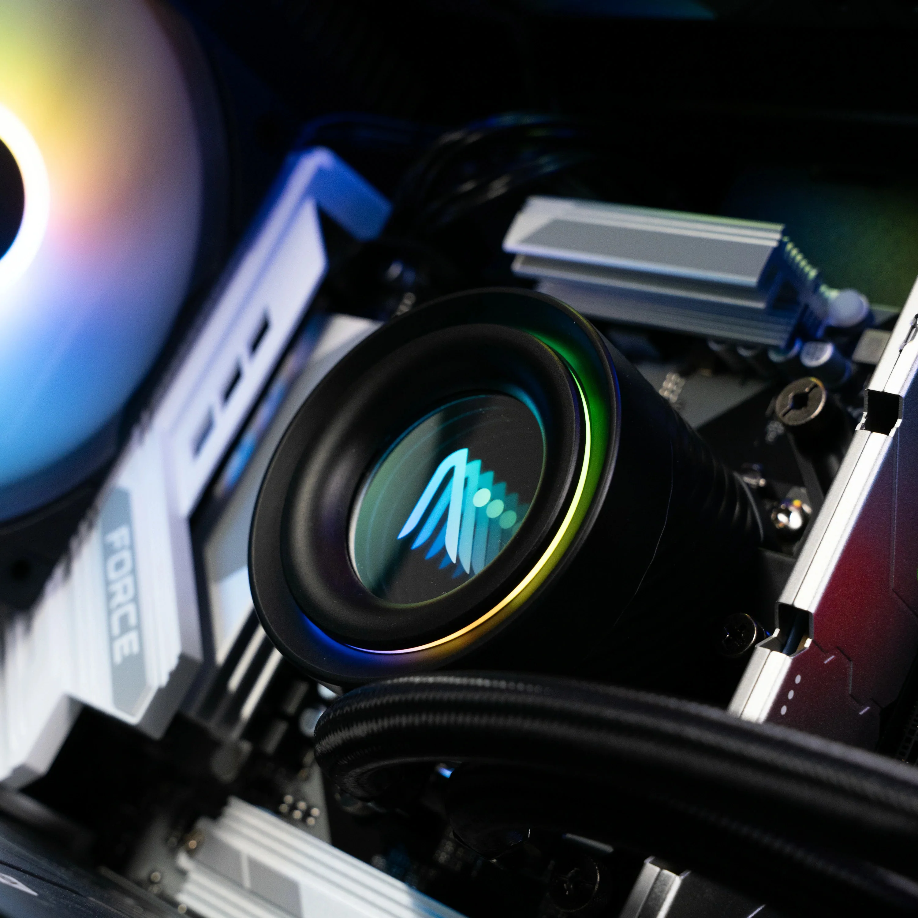 Aftershock Zeal Mini | RTX 5060 OC 8GB | Ryzen 5 7500F | Desktop Gaming PC - Image 4