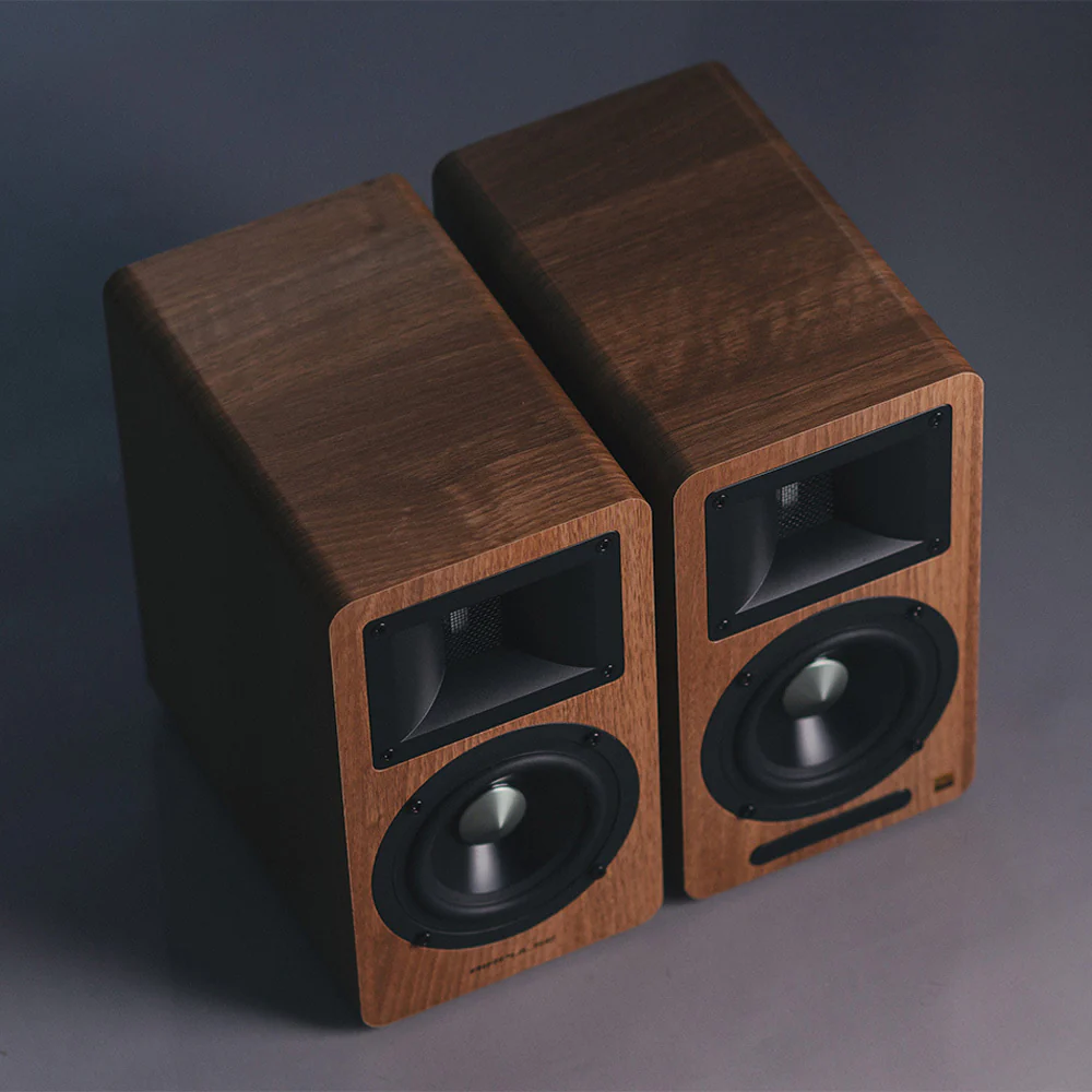 Airpulse A80 Active Bookshelf Speaker System (Walnut) - Image 2
