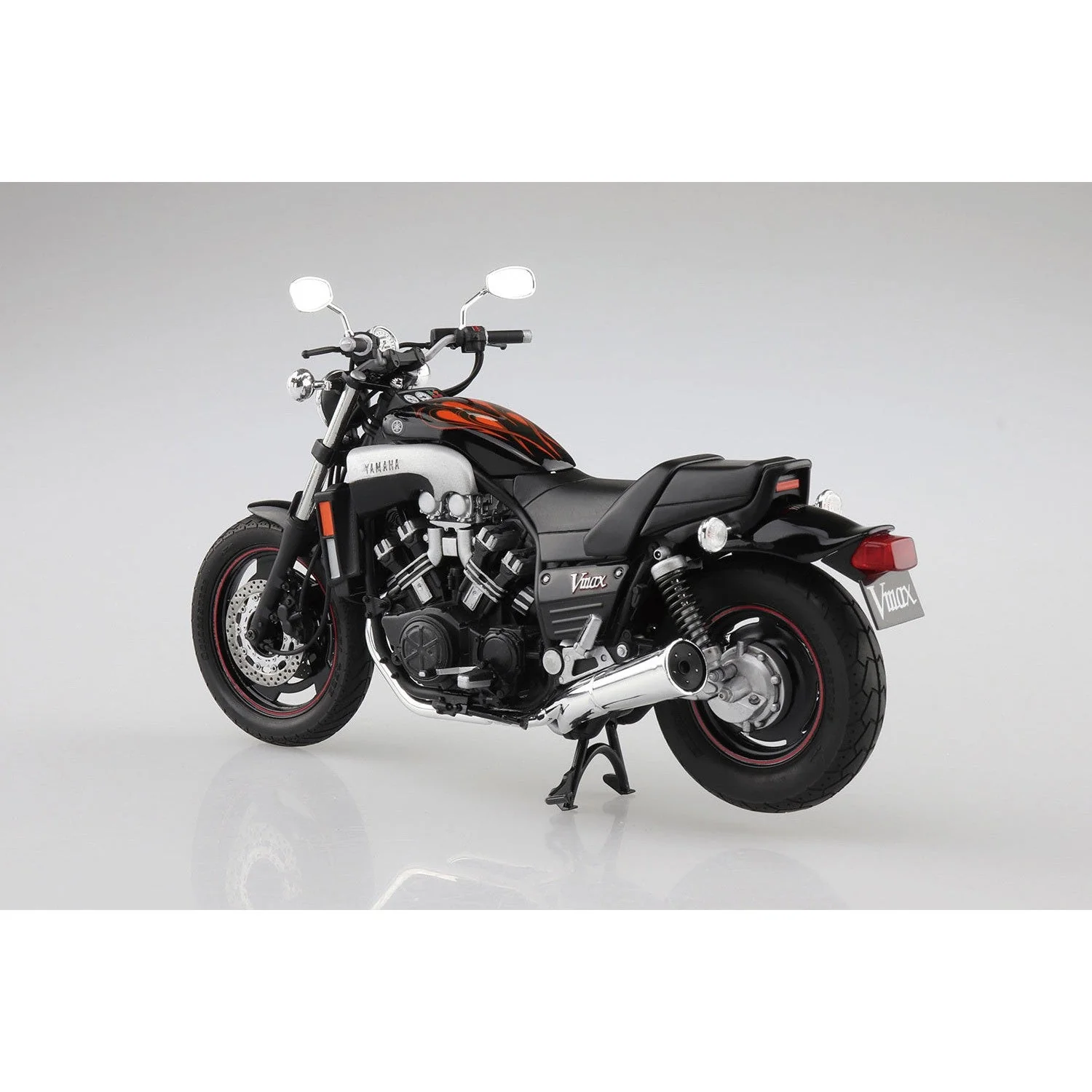 Aoshima 1/12 Yamaha 4C4 Vmax '07 - Image 2