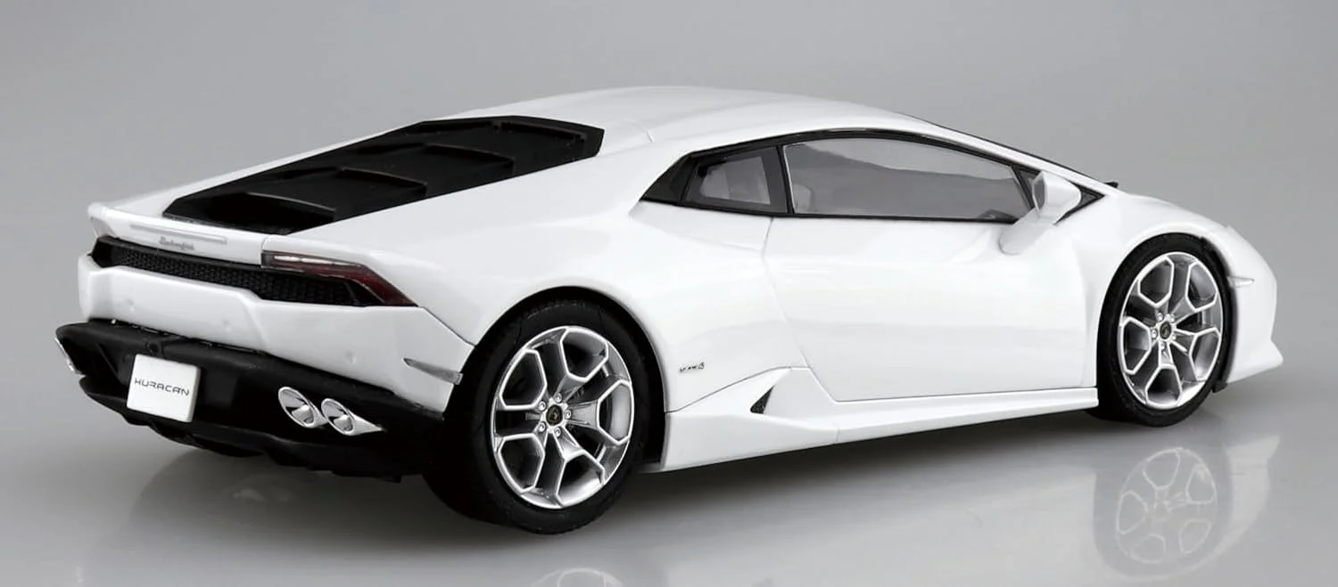 Aoshima 1/24 14 Lamborghini Huracan White - Image 4