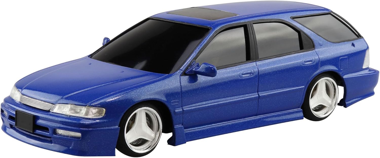 Aoshima 1/24 CF2 Accord Wagon Smoothing Style '96 (Honda) - Image 4