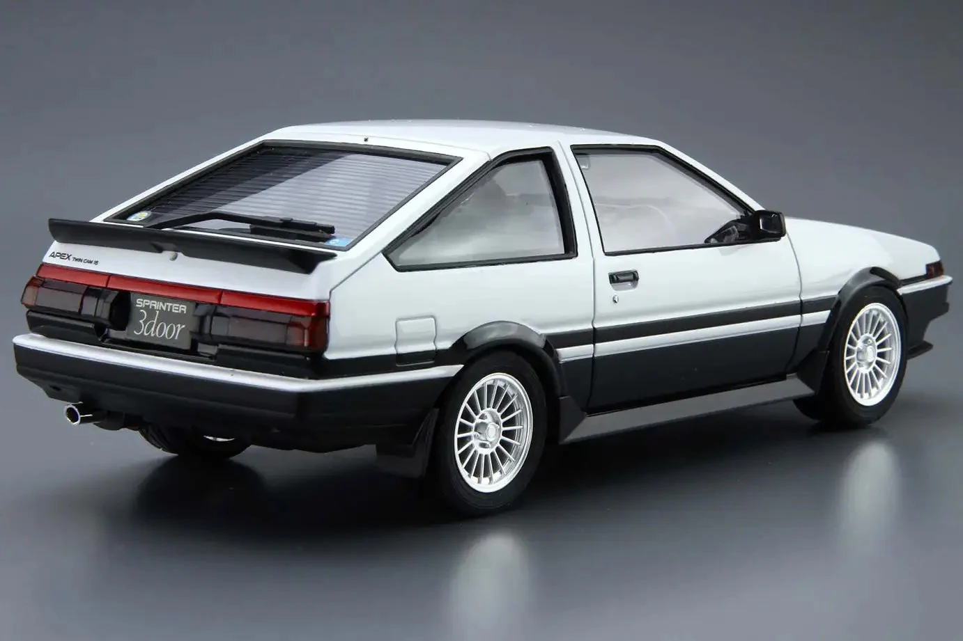 Aoshima 1/24 Toyota AE86 Sprinter Trueno Gtapex 85 - Image 3