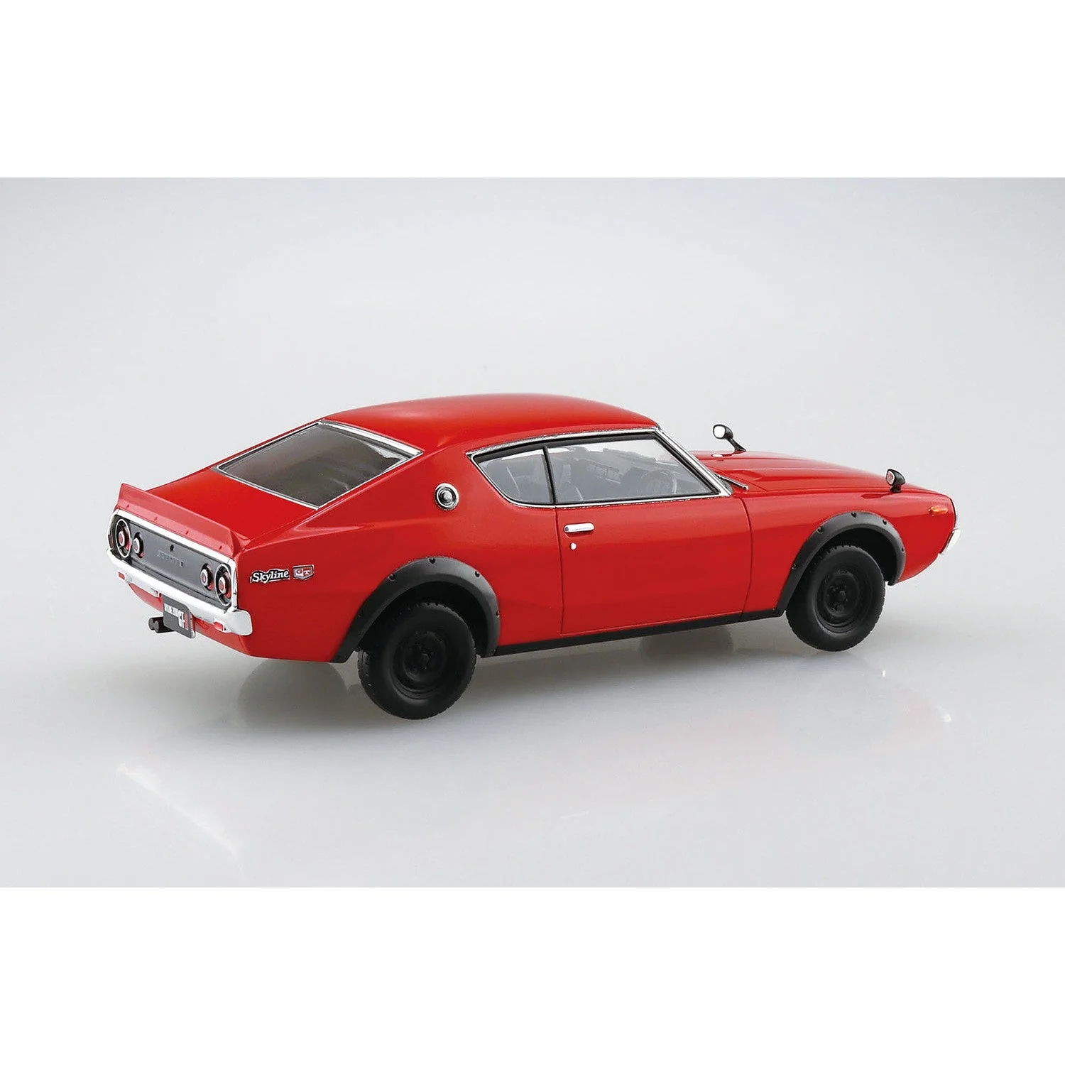Aoshima 1/32 Snap Nissan C110 Skyline GT-R (Red) - Image 3