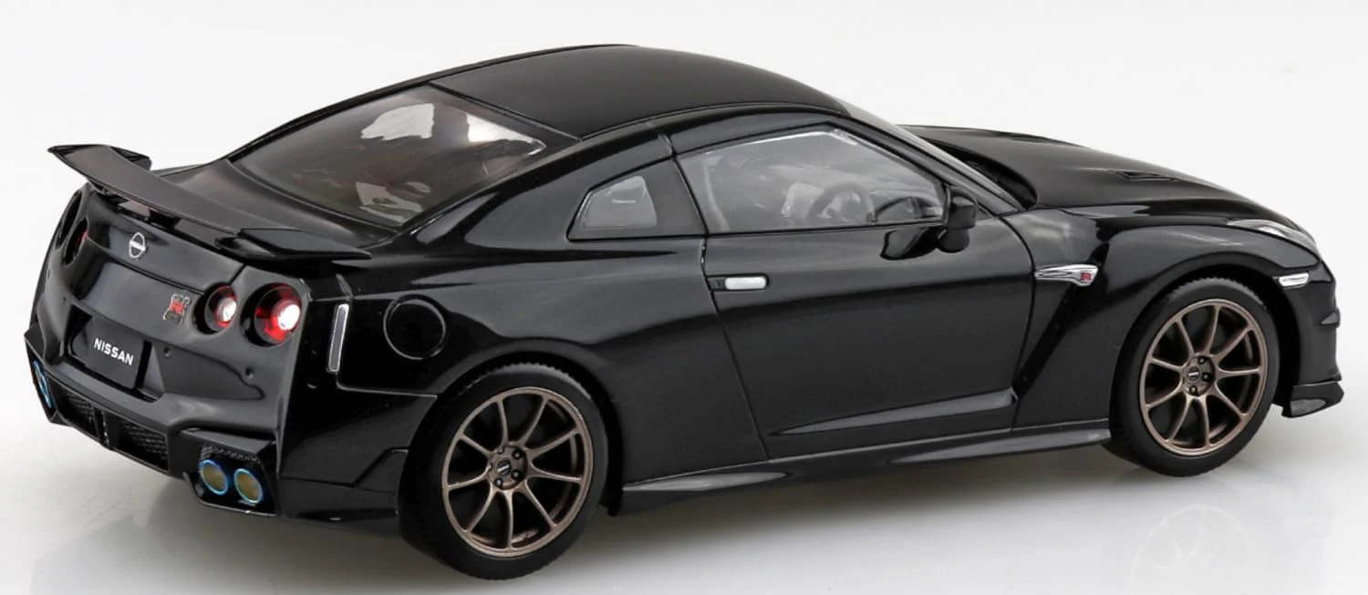 Aoshima 1/32 Snap Nissan R35 Nissan GT-R 2024 (Meteor Flake Black Pearl ) - Image 4
