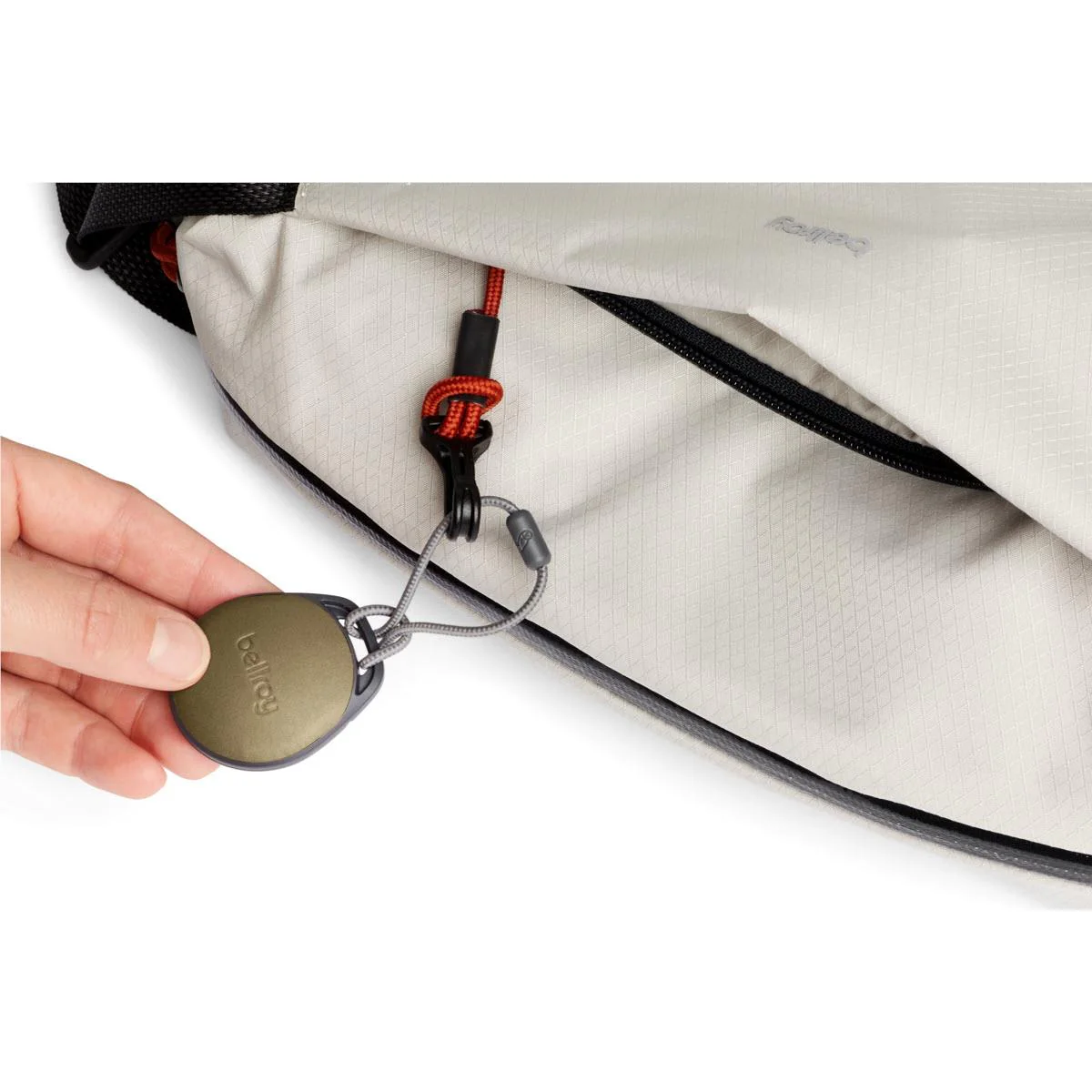 Bellroy Leather AirTag Case (Khaki) - Image 7