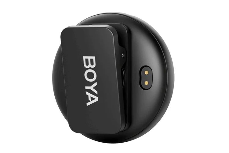 Boya Omic-D Wireless Lavalier Microphone for iPhone iPad - Image 2