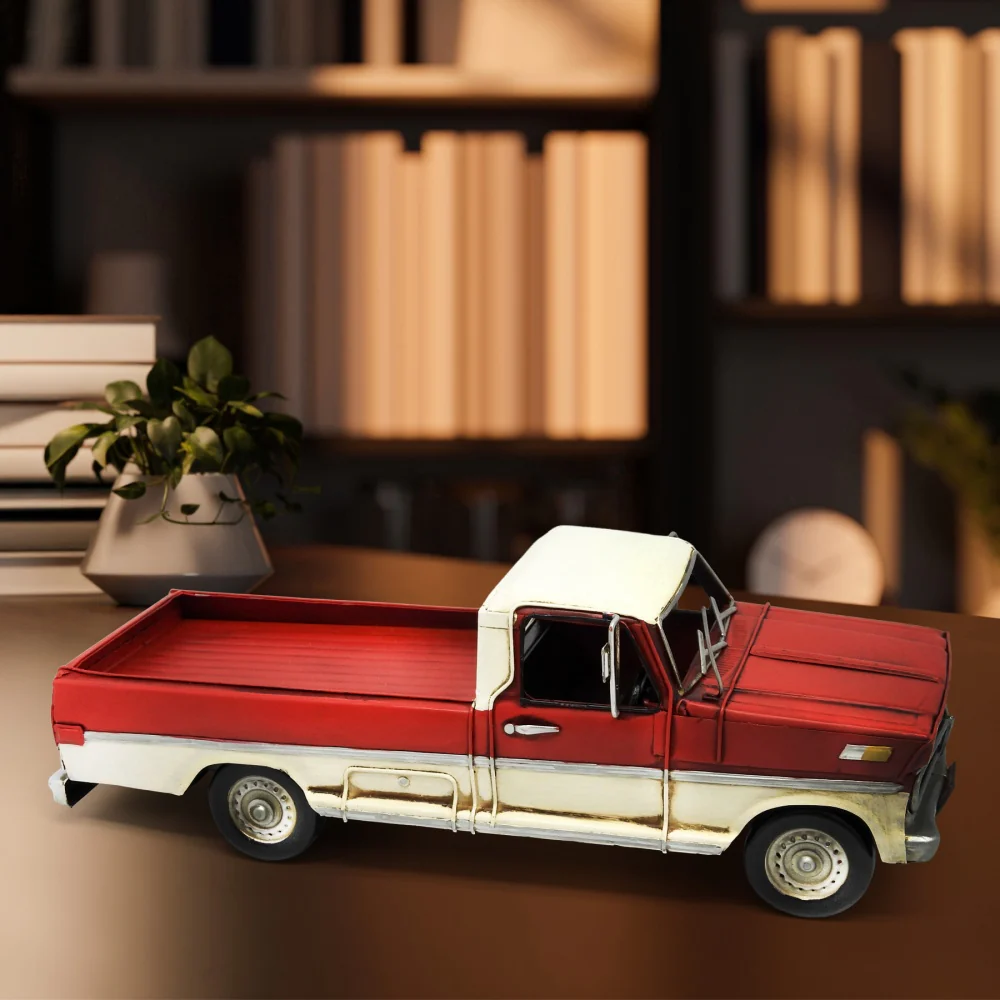 Boyle Metal Ornament Figurine 1970 Ford F-100 Ranger Car 33cm (Red) - Image 6