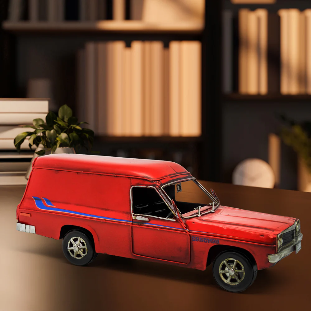 Boyle Metal Ornament Home Decor Collectible Holden HQ Sandman Car 28x12x10cm (Red) - Image 7