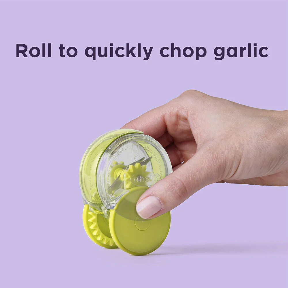Chef'n GarlicZoom Manual Garlic Chopper Roller (Green) - Image 3