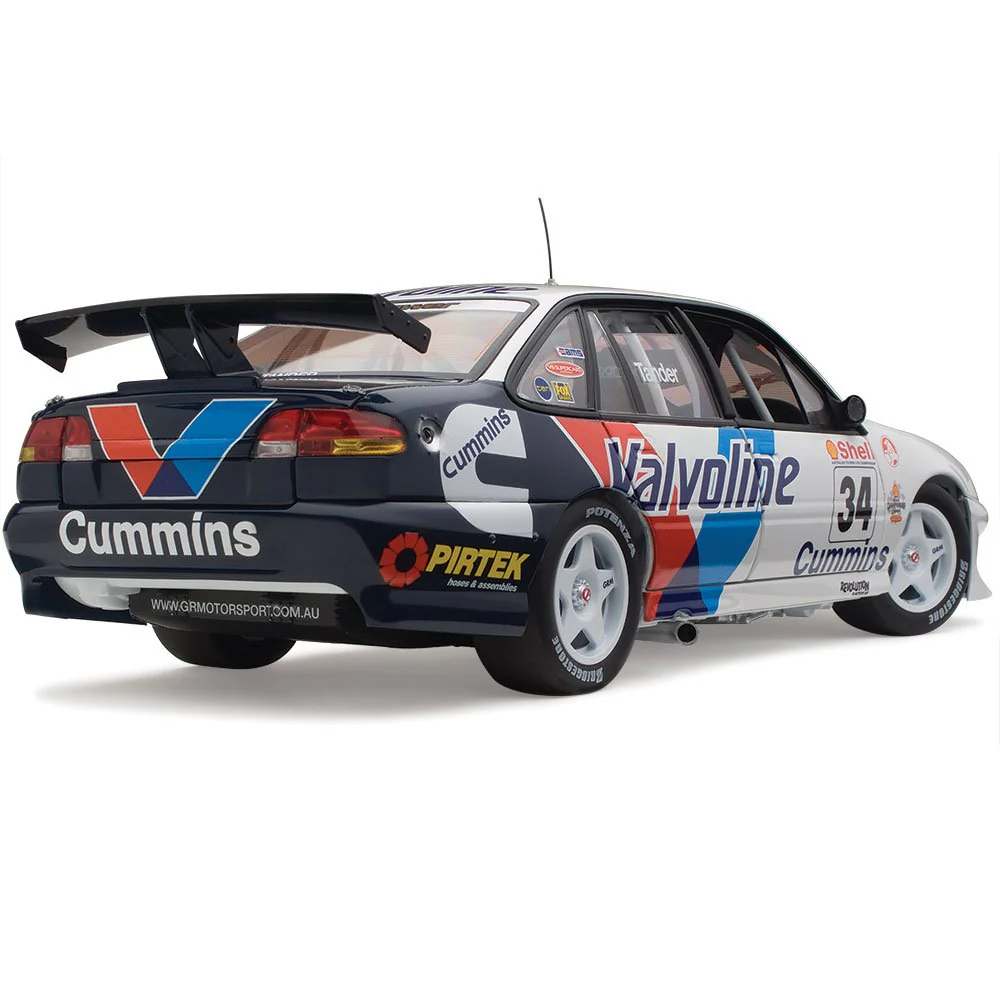 Classic Carlectables 1/18 1999 Calder Park Garth Tander Holden vs Commodore - Image 2