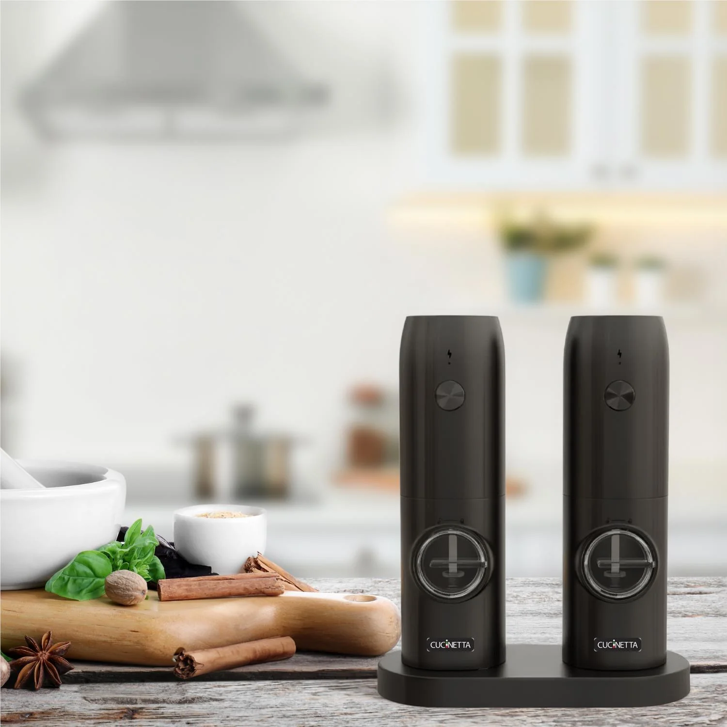 Cucinetta Electric Salt & Pepper Mills - Image 3