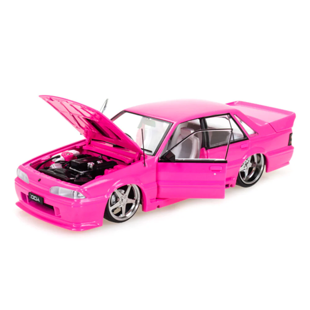 DDA 1:24 Scale Holden VL Walkinshaw Custom Hot Pink Diecast Car Model - Image 2