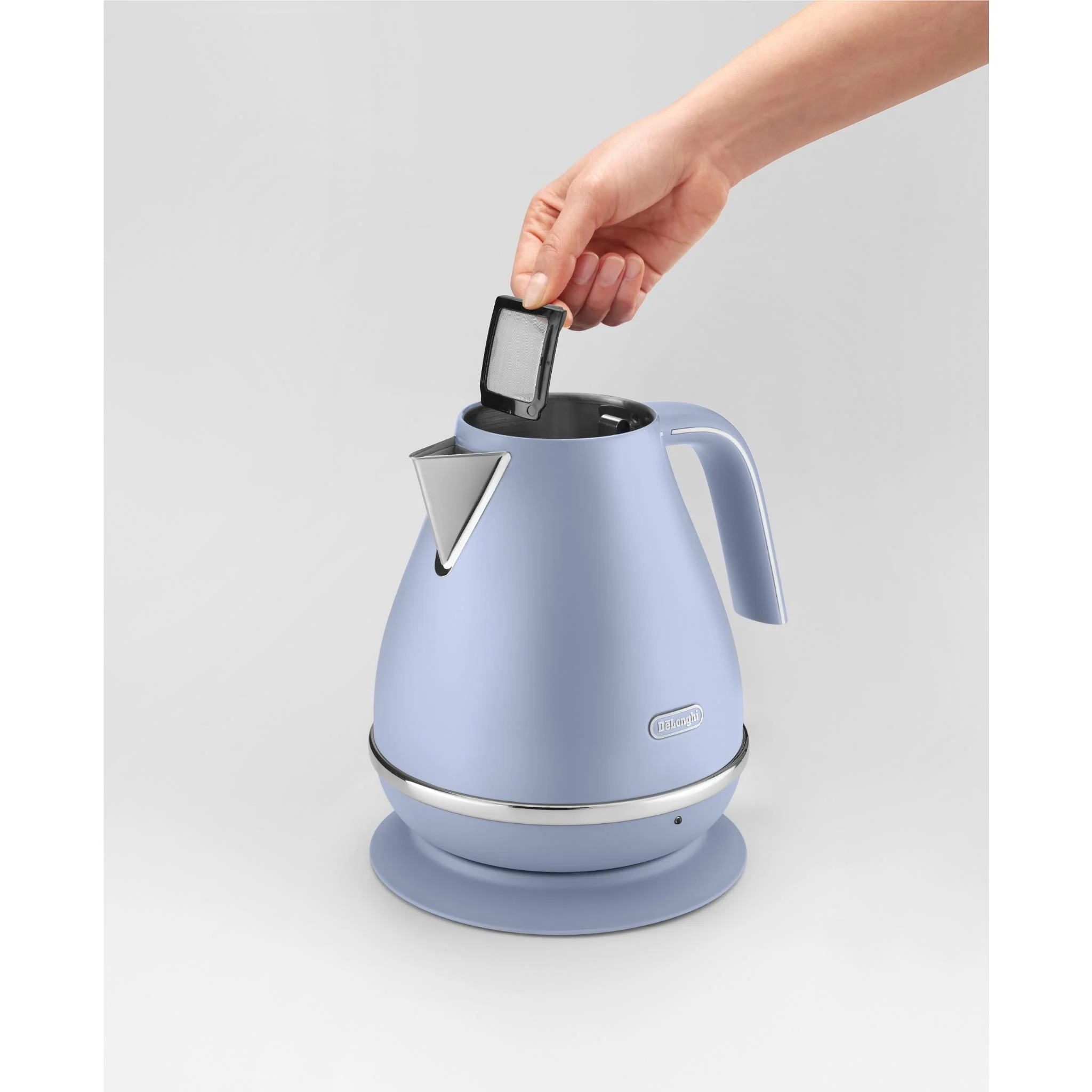 De'Longhi KBOC2001BK Icona Capitals 1.7L Kettle (Dubai Blue) - Image 5