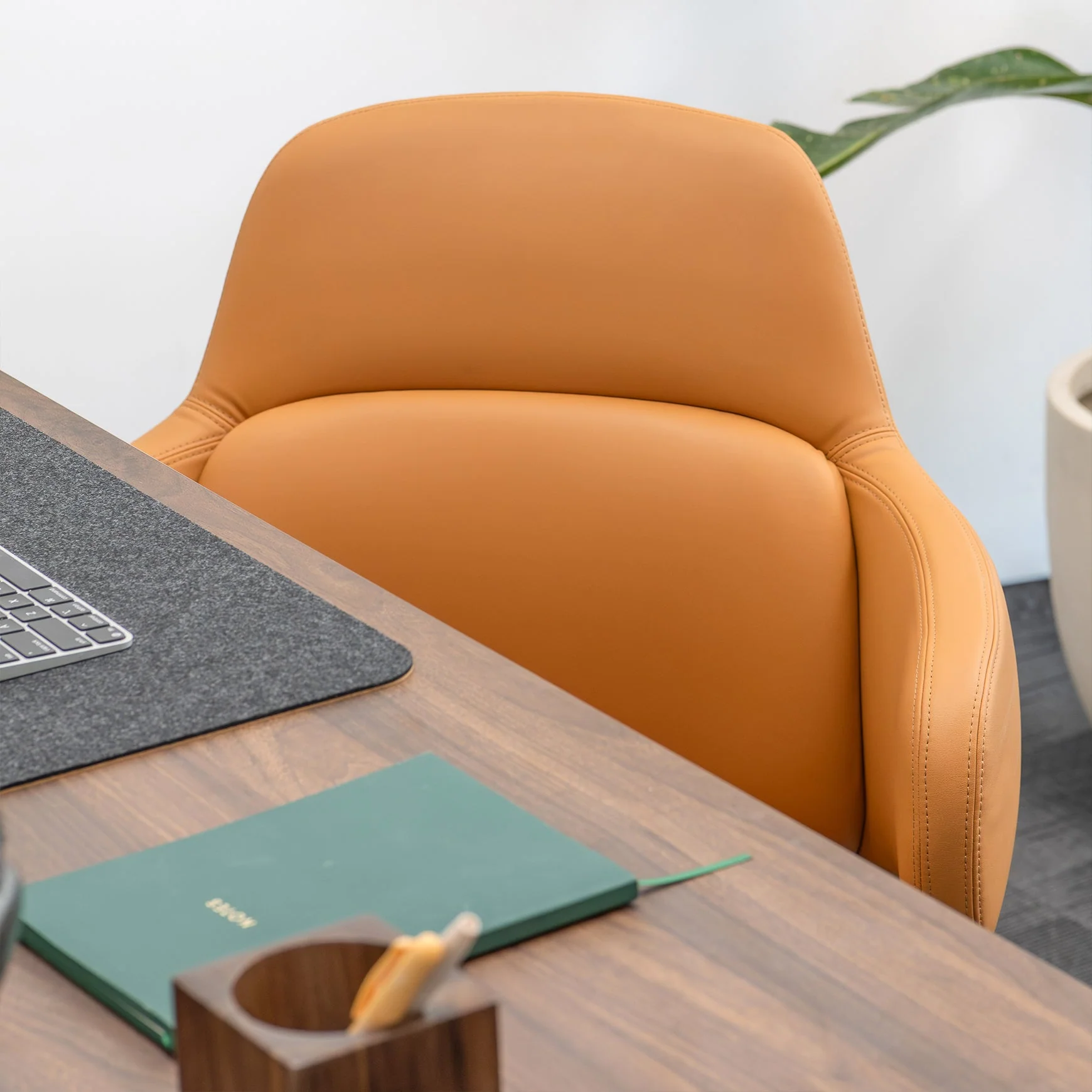 Desky Arco Office Chair - Tan Microfiber Leather - Image 9