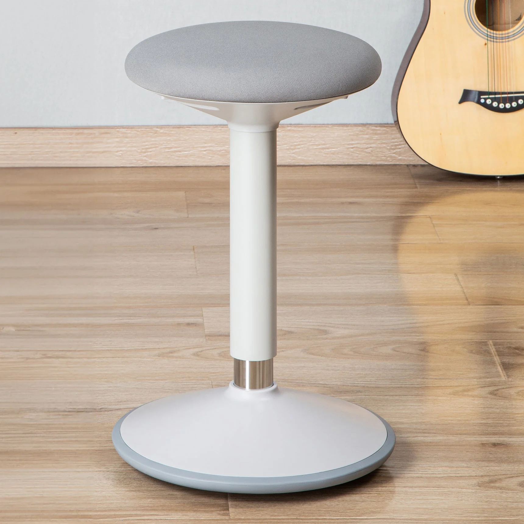 Desky Sit Stand Motion Stool - White - Image 2