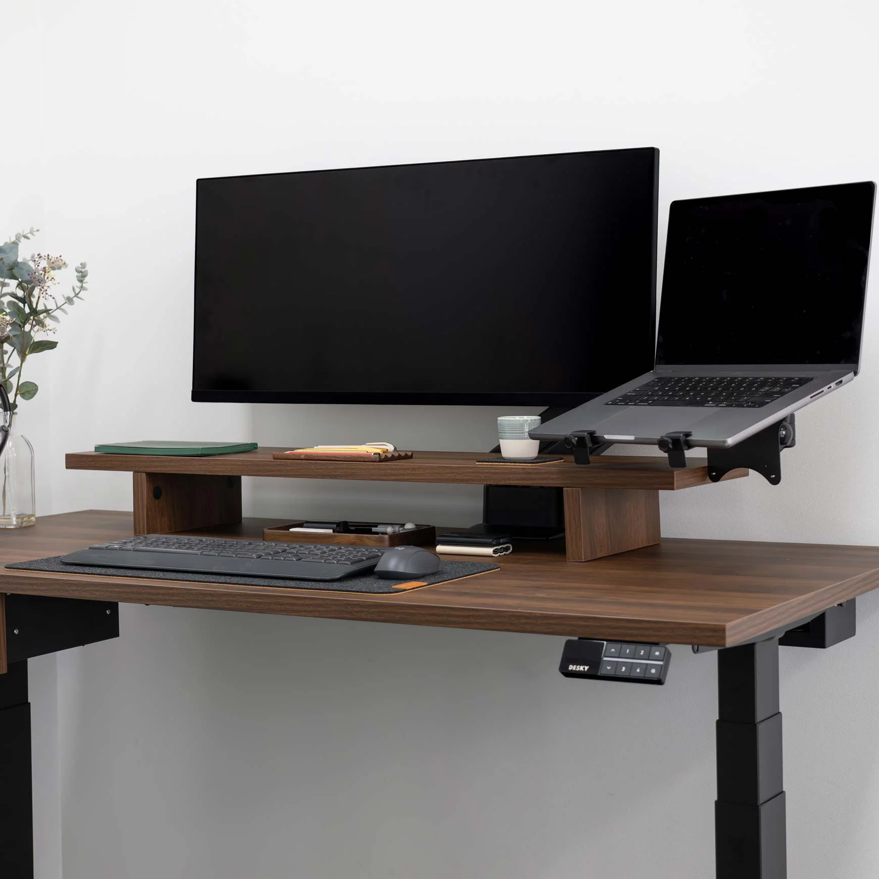 Desky Universal Laptop Mount - Black - Image 2