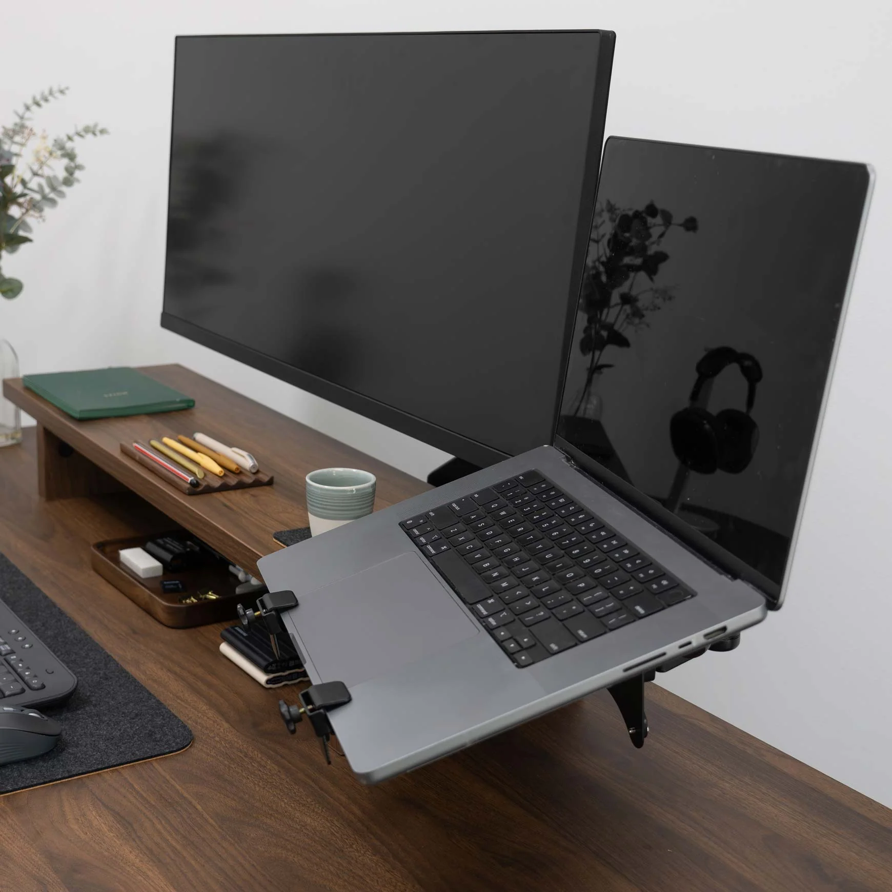 Desky Universal Laptop Mount - Black - Image 7