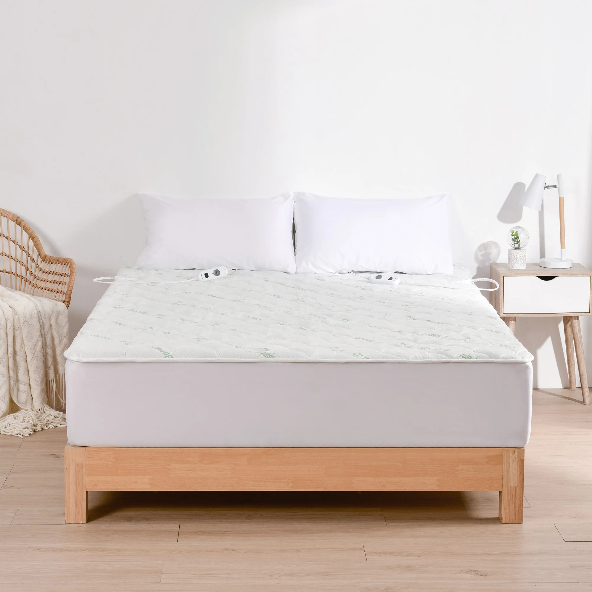 Dreamaker Bamboo Quilted Electric Blanket [Queen] - Image 2