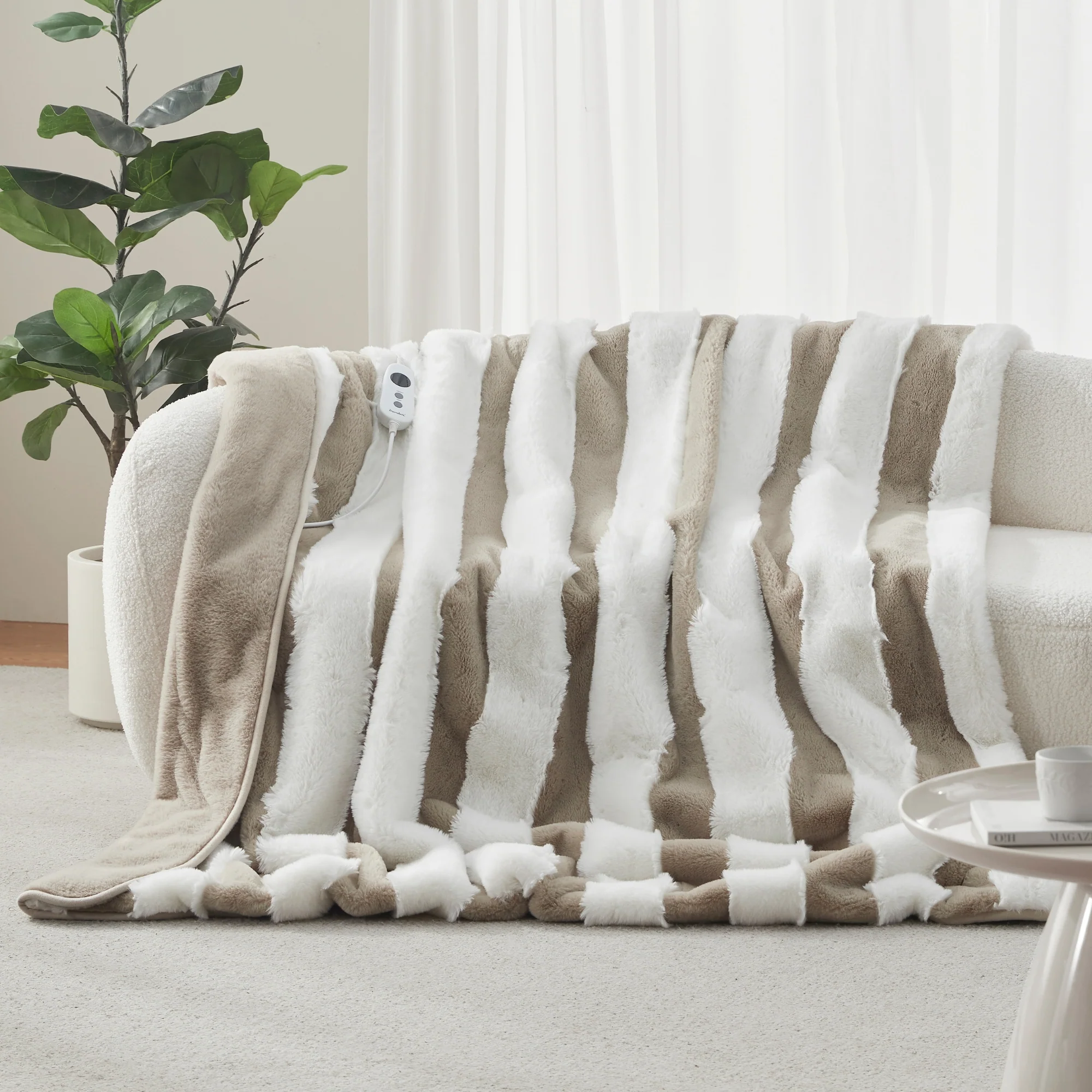 Dreamaker Denver Carved Stripe Faux Fur Heated Throw [180x200cm] (Natural) - Image 2