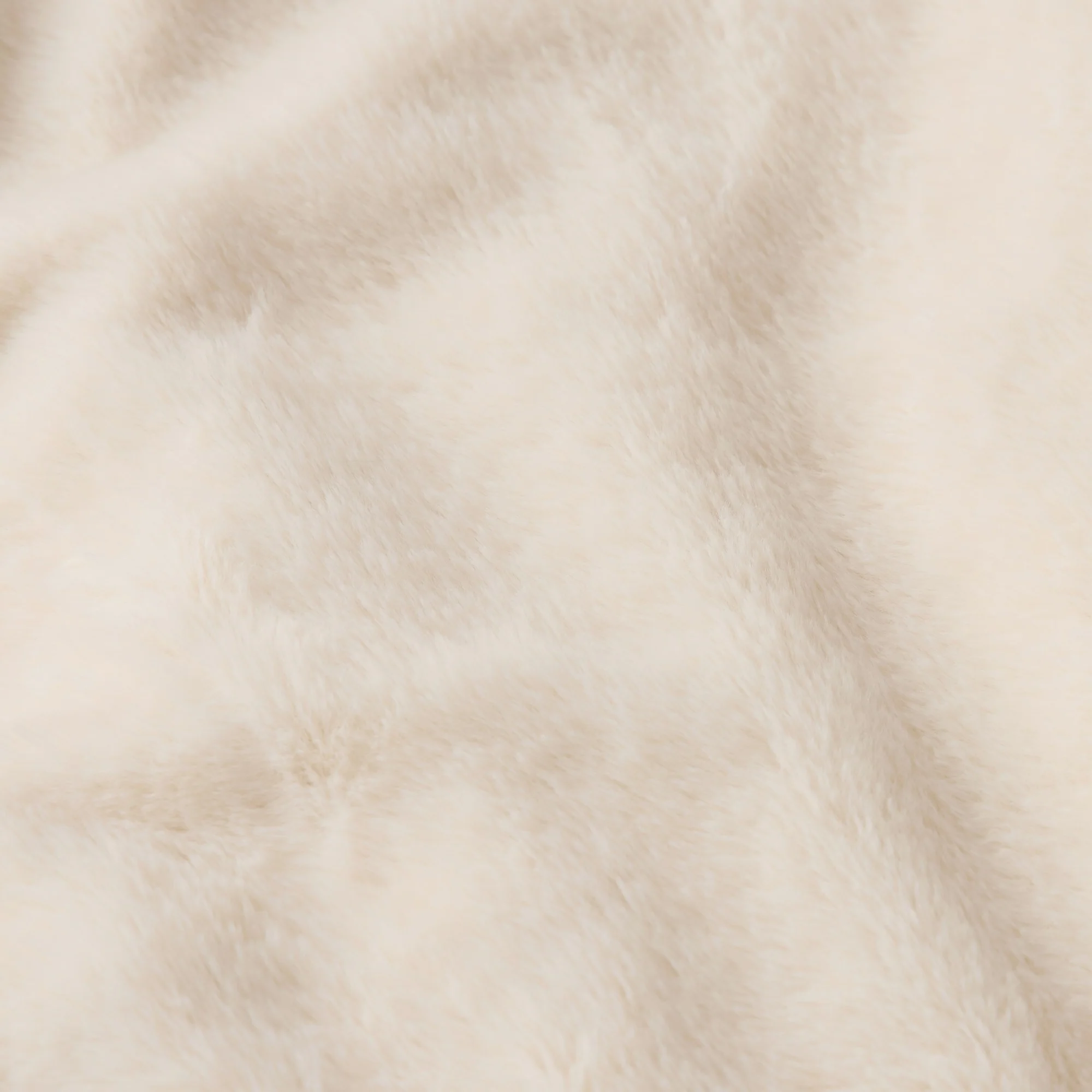 Dreamaker Emmett Textured Faux Fur Heated Throw [130x160cm] (Cream) - Image 6