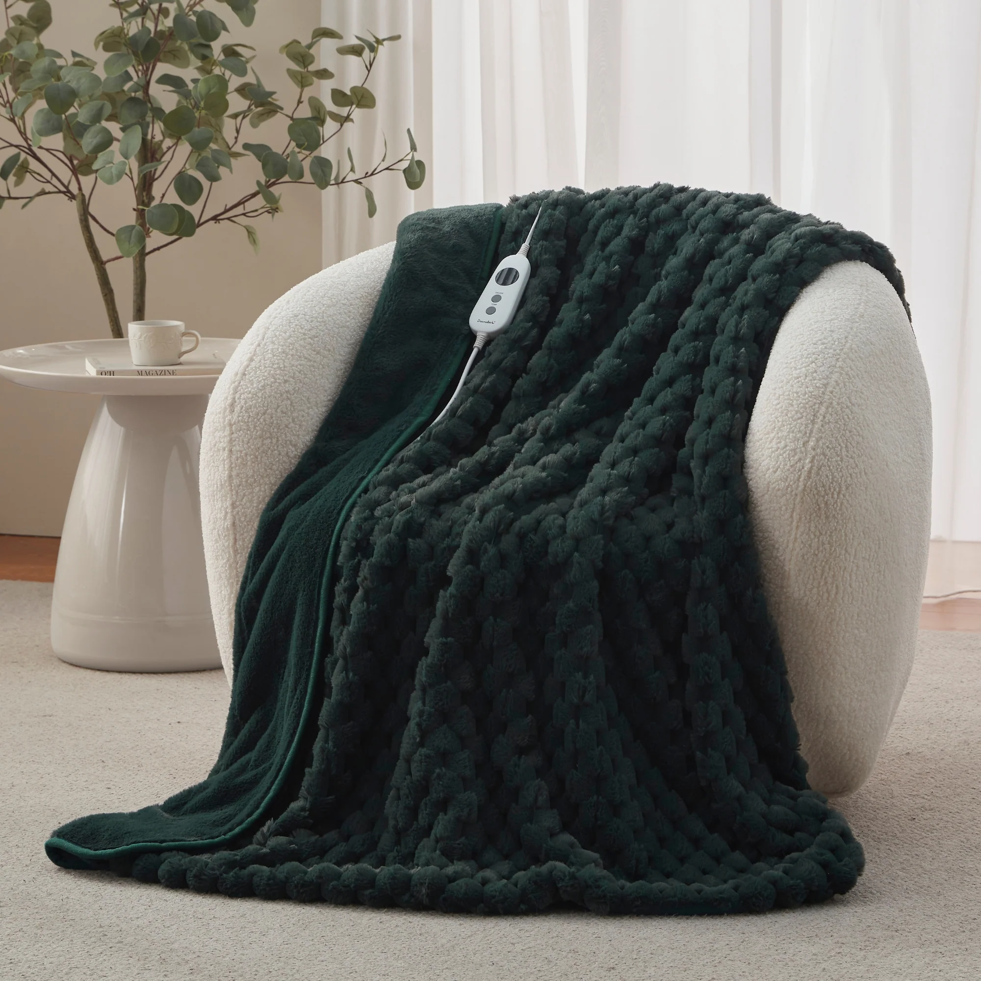 Dreamaker Emmett Textured Faux Fur Heated Throw [130x160cm] (Deep Teal) - Image 2