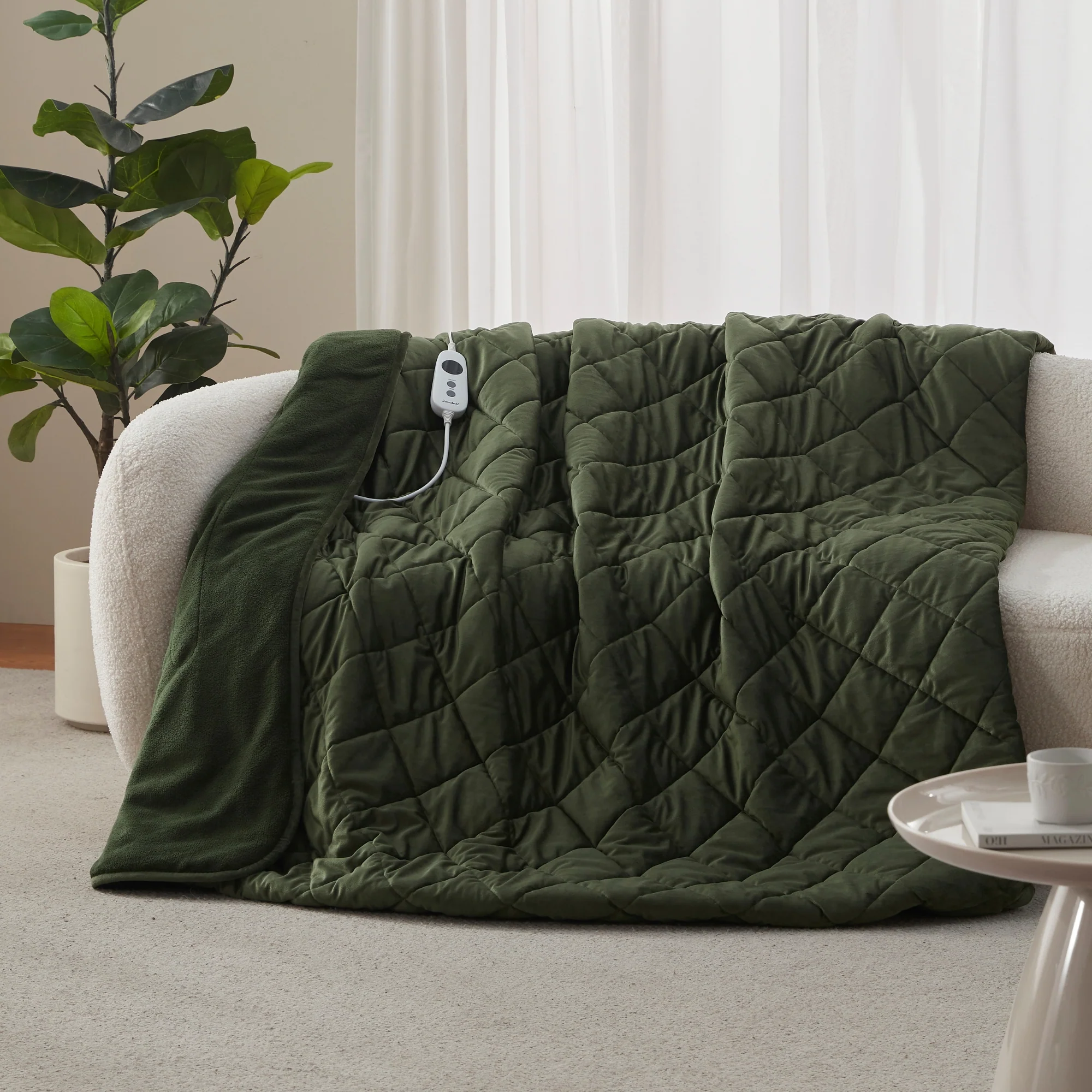 Dreamaker Haven Velvet Heated Throw [180x200cm] (Olive) - Image 2