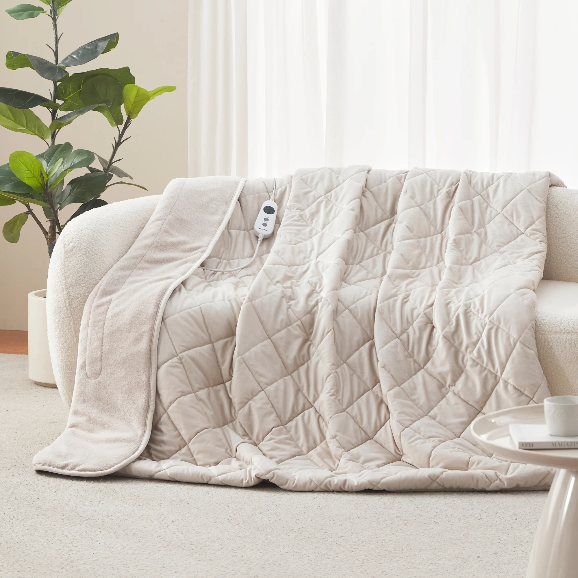 Dreamaker Haven Velvet Heated Throw [180x200cm] (Stone) - Image 2
