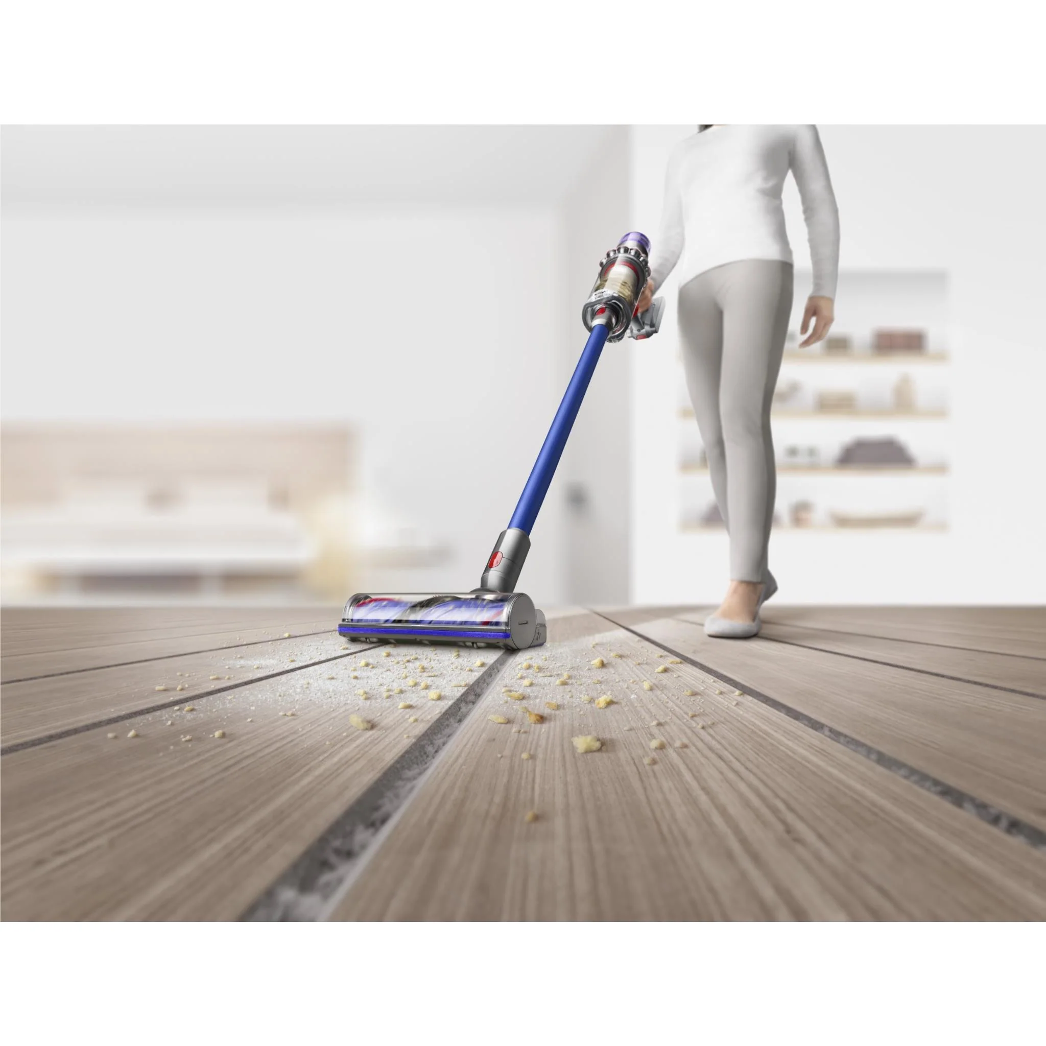 Dyson V11™ Advanced Stick Vacuum - Image 4