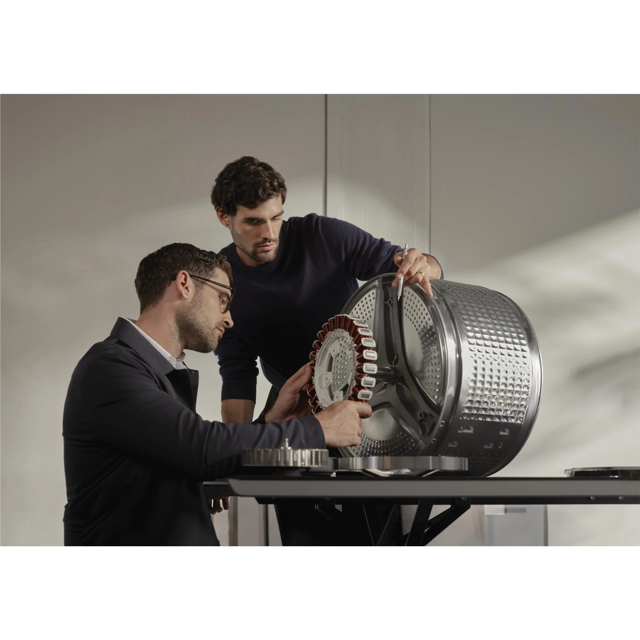 Fisher & Paykel WH8060J5 Series 5 8kg Conteporary Front Load Washer - Image 4