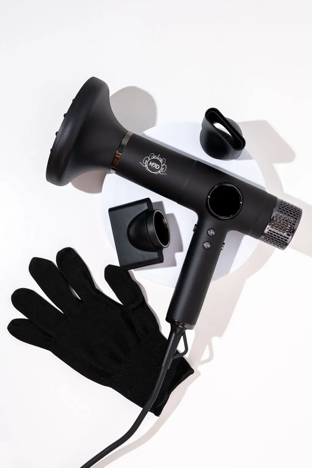 H2D Pro Dynamic Hair Dryer in Black - Image 2