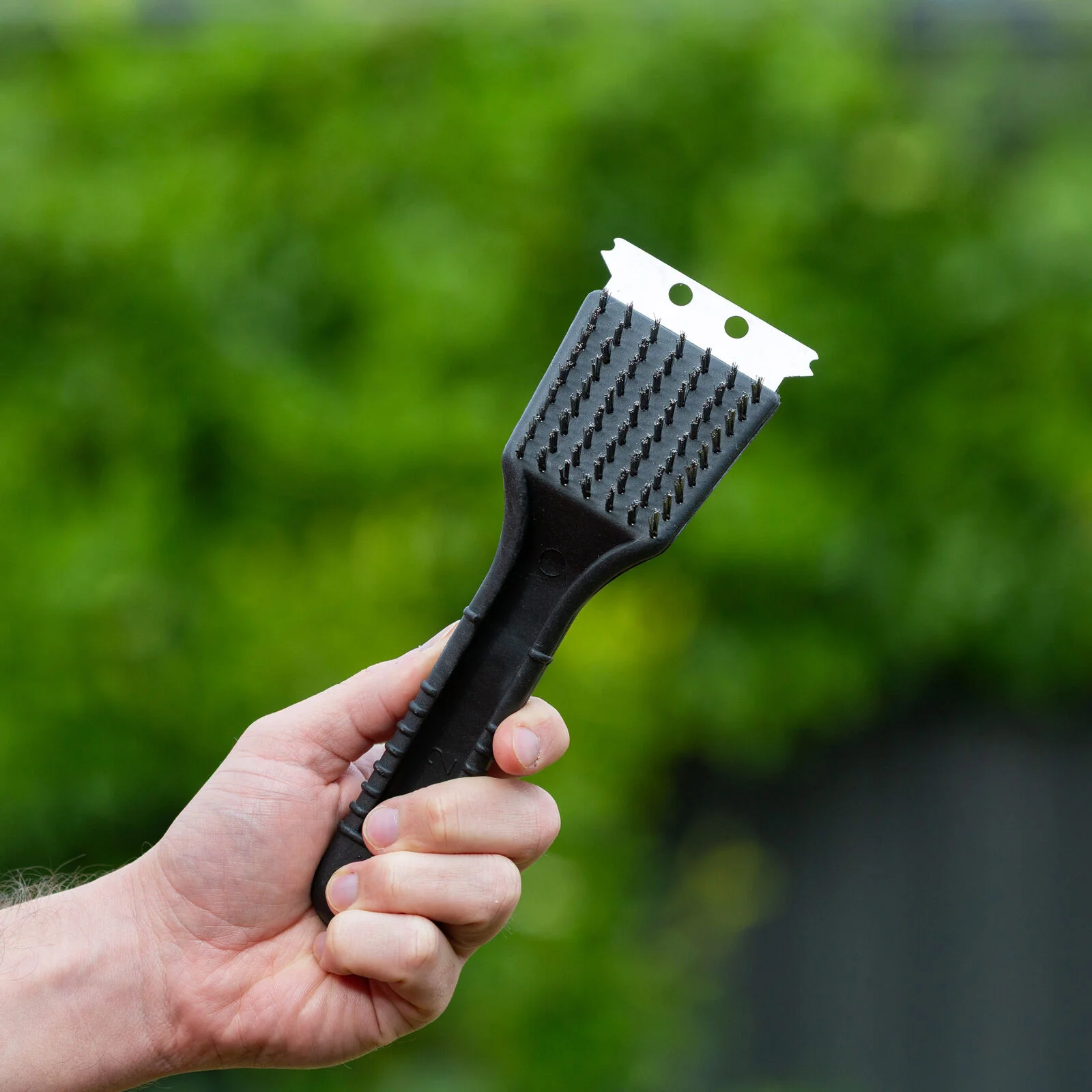 Hacienda Stainless Steel BBQ Brush and Scraper Blade - Image 6