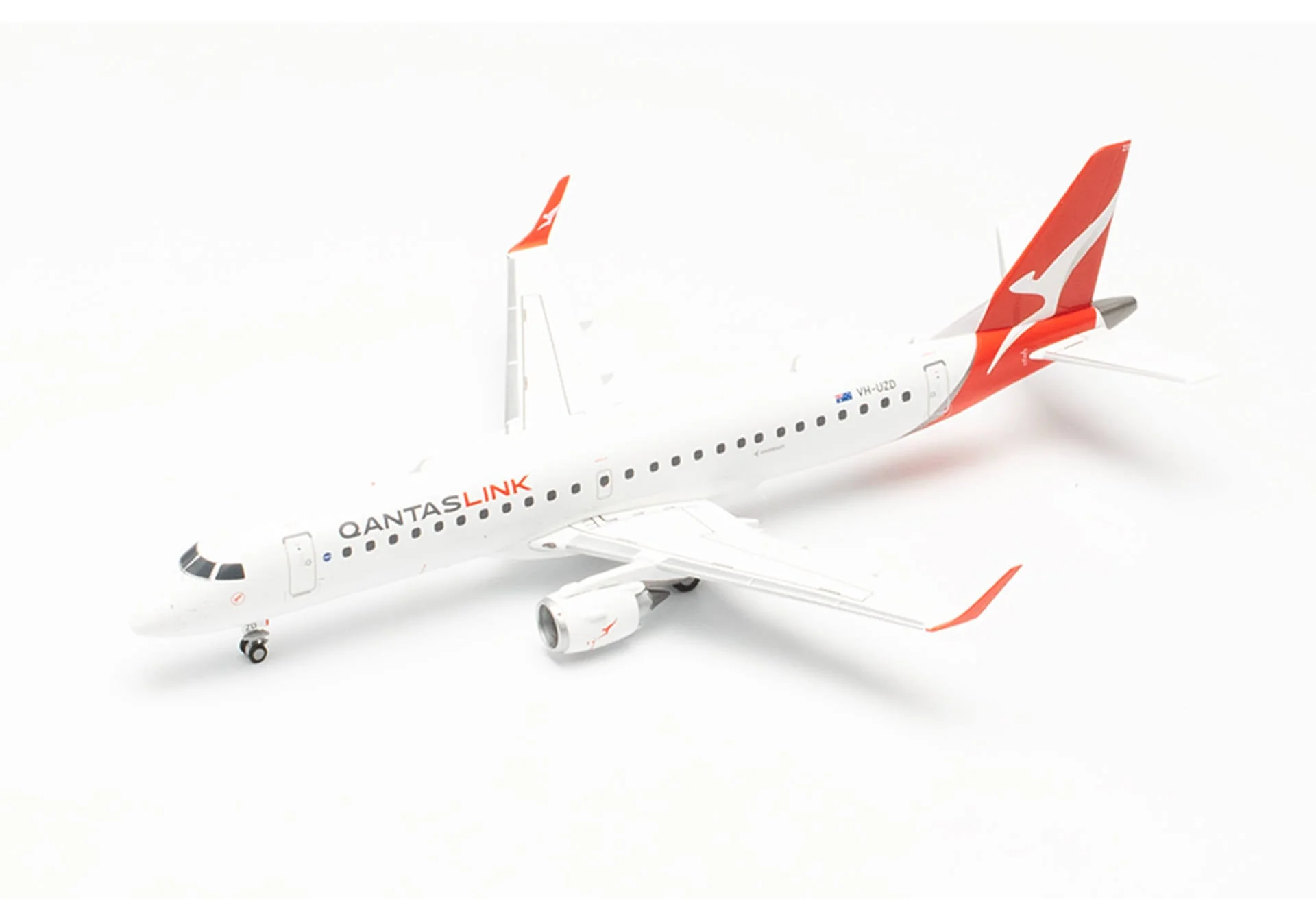 Herpa 1/200 QANTASLink Embraer E190 VH-UZD - Image 5