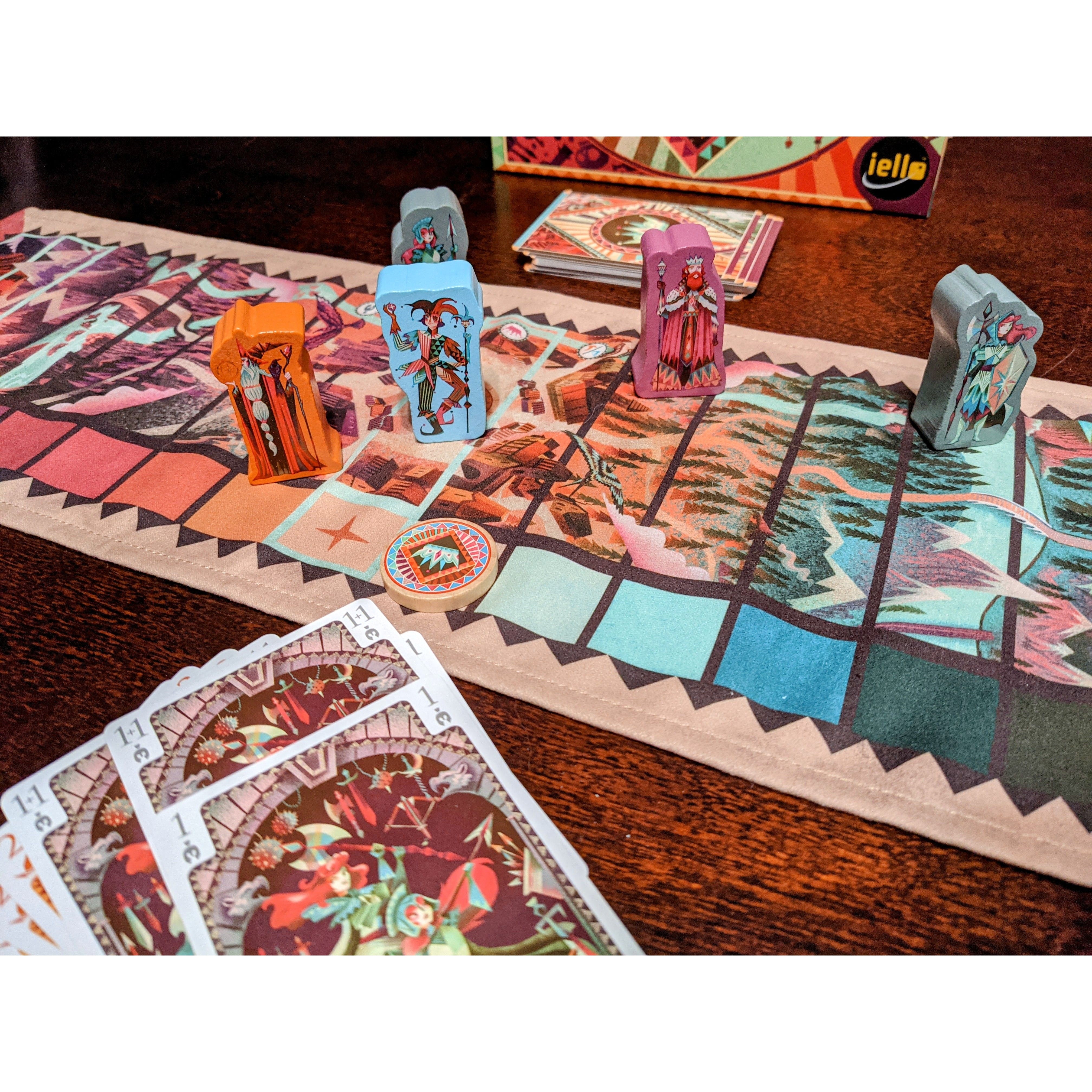 Iello Royal Visit Game - Image 4