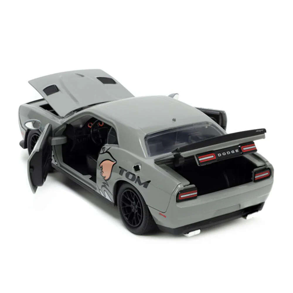Jada 1:24 Tom And Jerry 2015 Dodge Challenger Hellcat With Jerry Figure Model - Image 6