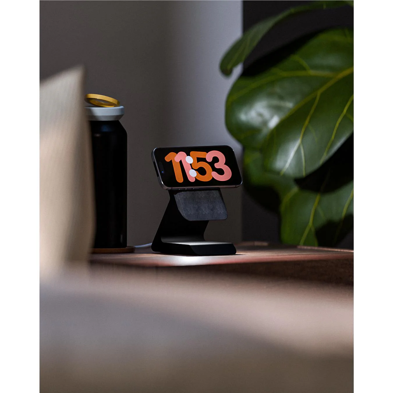 Journey Summit Ultra 3-in-1 Qi2 25W Wireless Charger (Black) - Image 12