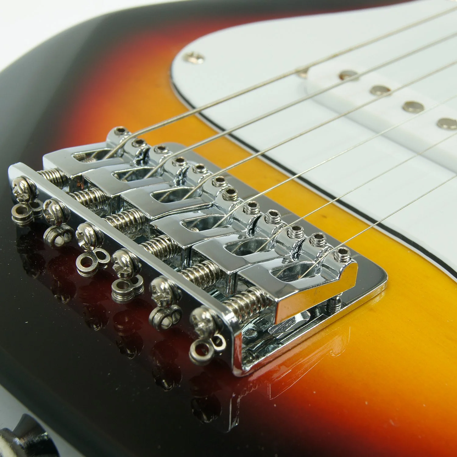 Karrera Childrens Electric Kids Guitar (Sunburst) - Image 5