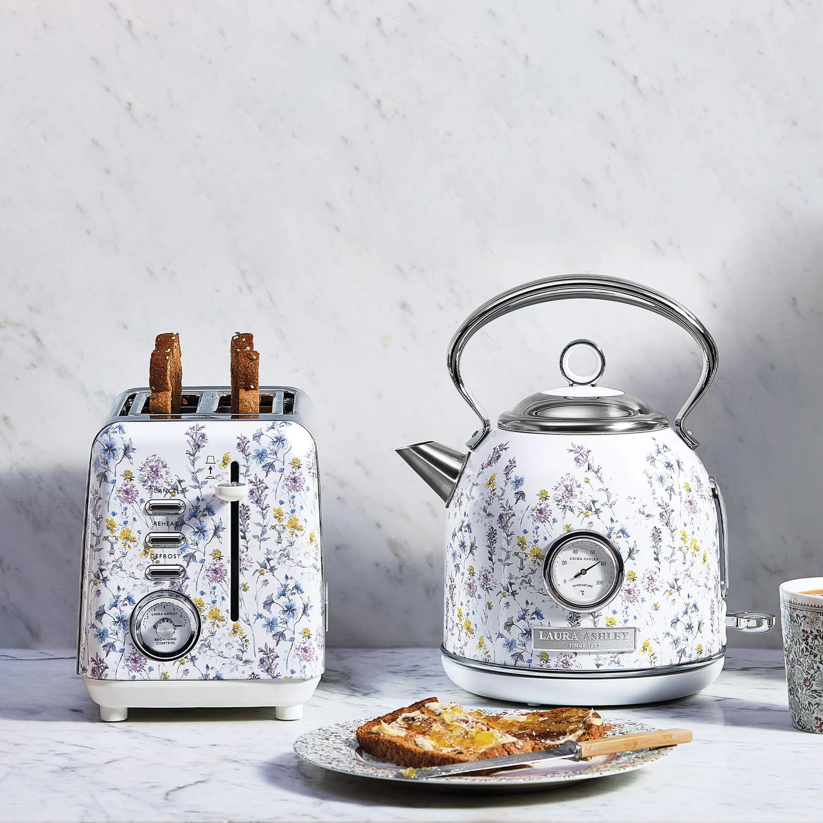 Laura Ashley 1.7L Dome Kettle and 2 Slice Toaster Combo (Wild Meadow) - Image 2