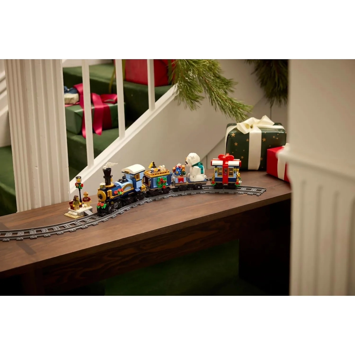 LEGO 10361 Holiday Express Train - Icons - Image 8