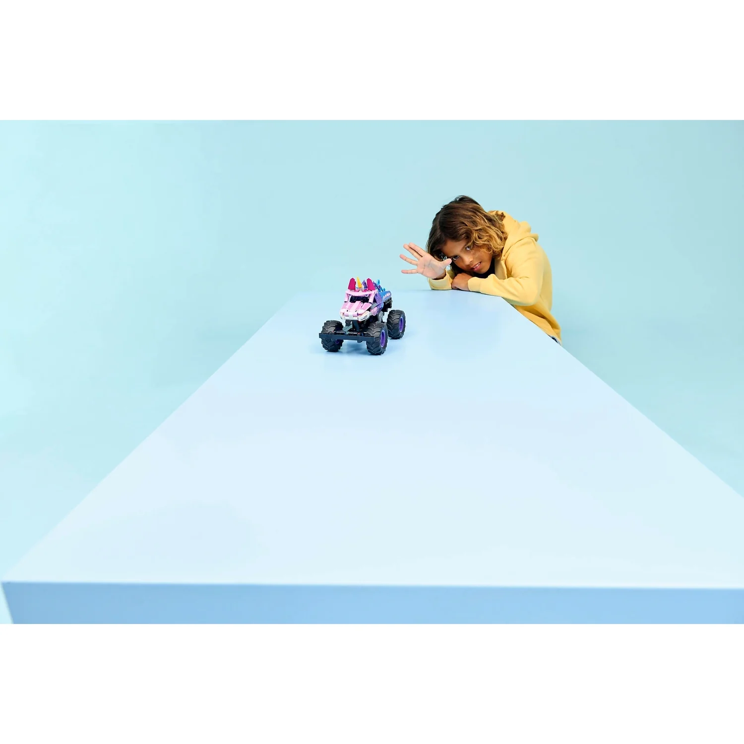 LEGO 42220 Monster Jam Sparkle Smash Pull-Back - Technic - Image 9
