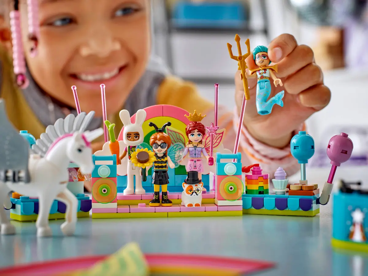 LEGO 42661 Costume Party with Unicorn & Fairy - Friends - Image 9
