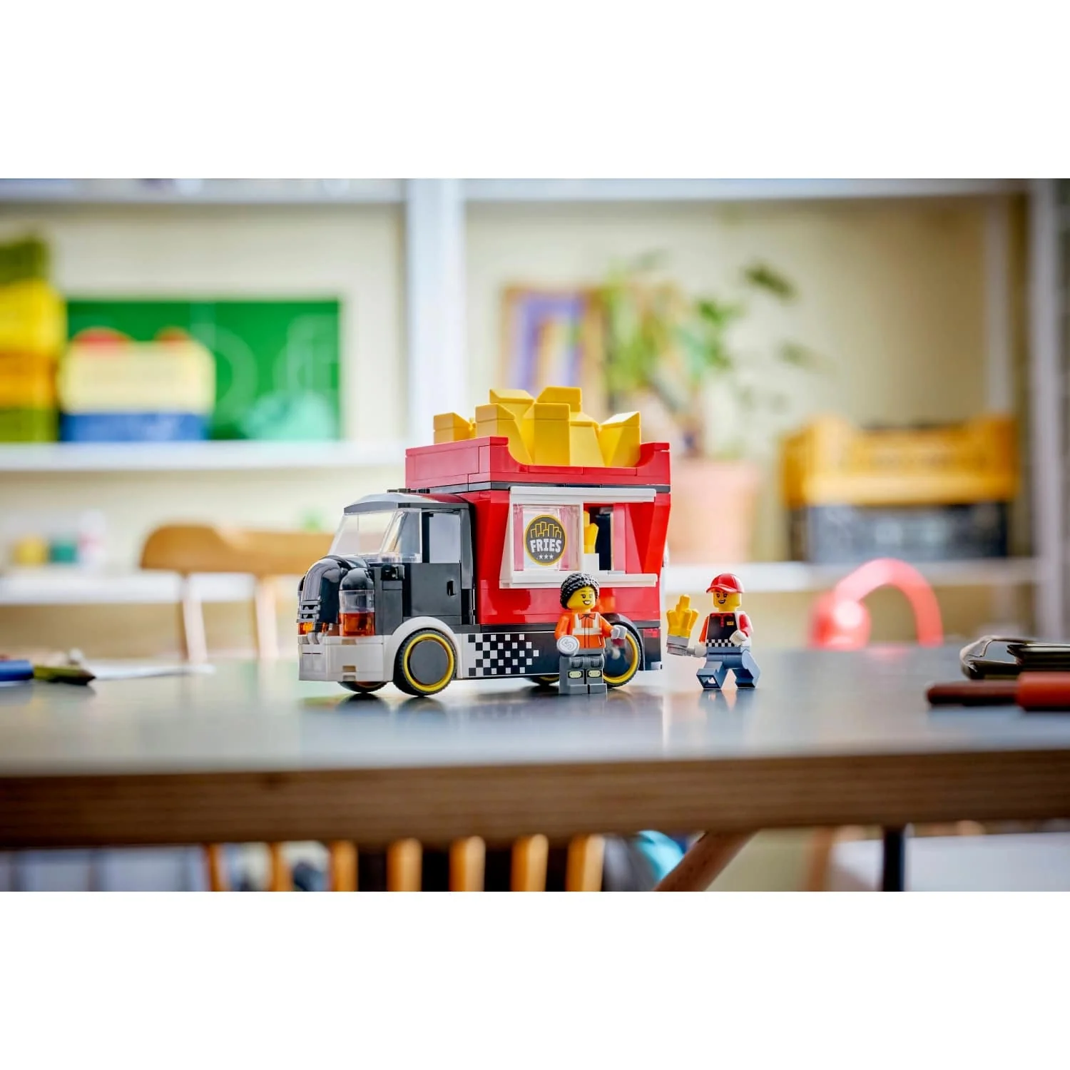 LEGO 60488 Fries Food Truck - City - Image 9