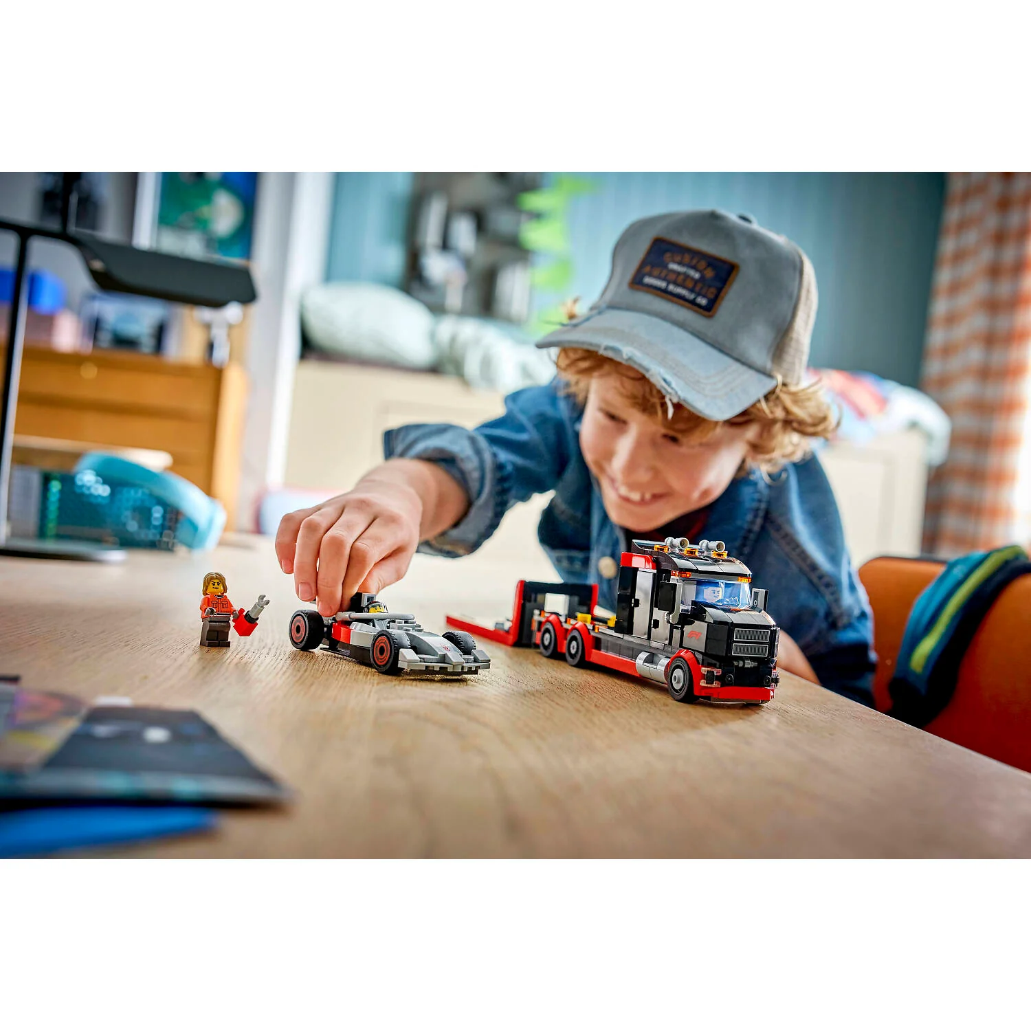 LEGO 60493 F1 Display Truck with Audi F1 Race Car - City - Image 7
