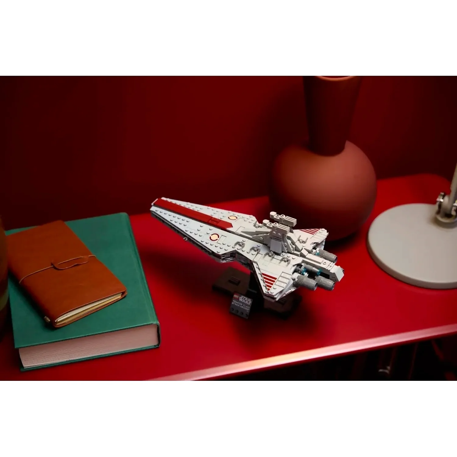 LEGO 75441 Venator-Class Attack Cruiser - Star Wars - Image 8