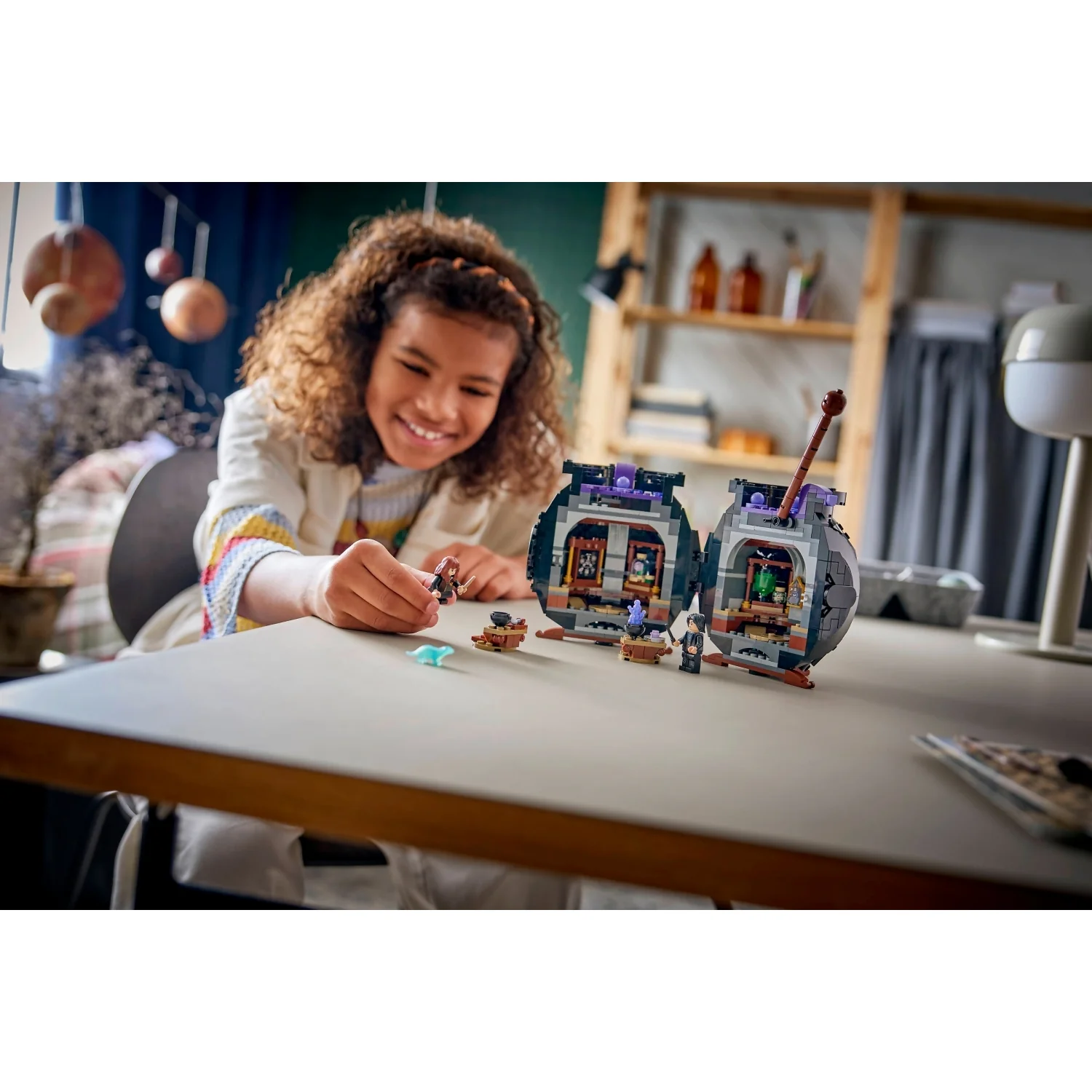 LEGO 76464 Cauldron: Secret Potions Classroom - Harry Potter - Image 9