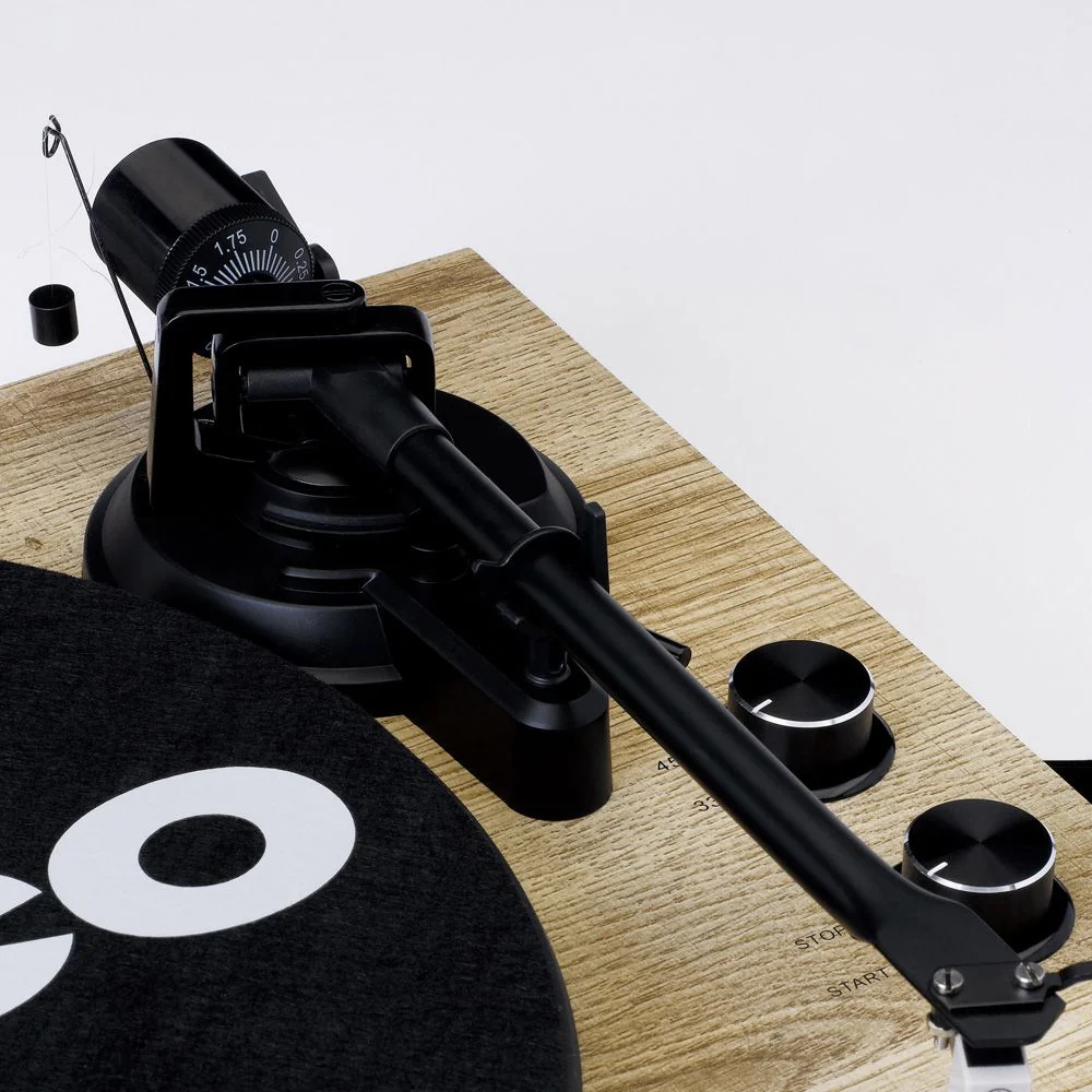 Lenco 42cm Turntable with Bluetooth Connectivity (Pine) - Image 7