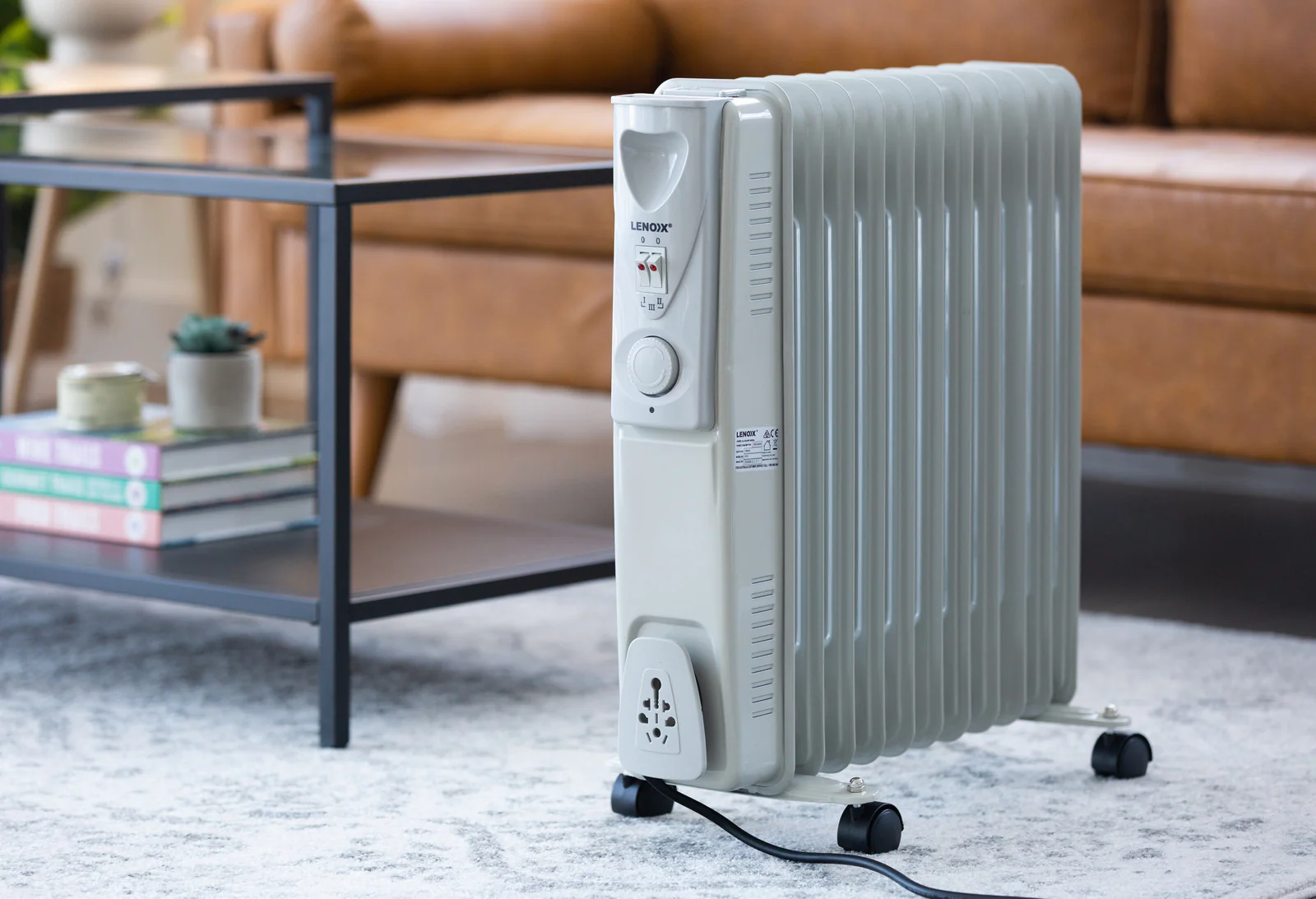 Lenoxx 11-Fin 2400W Wheeled Oil Column Heater 3 Heat Settings - Image 2