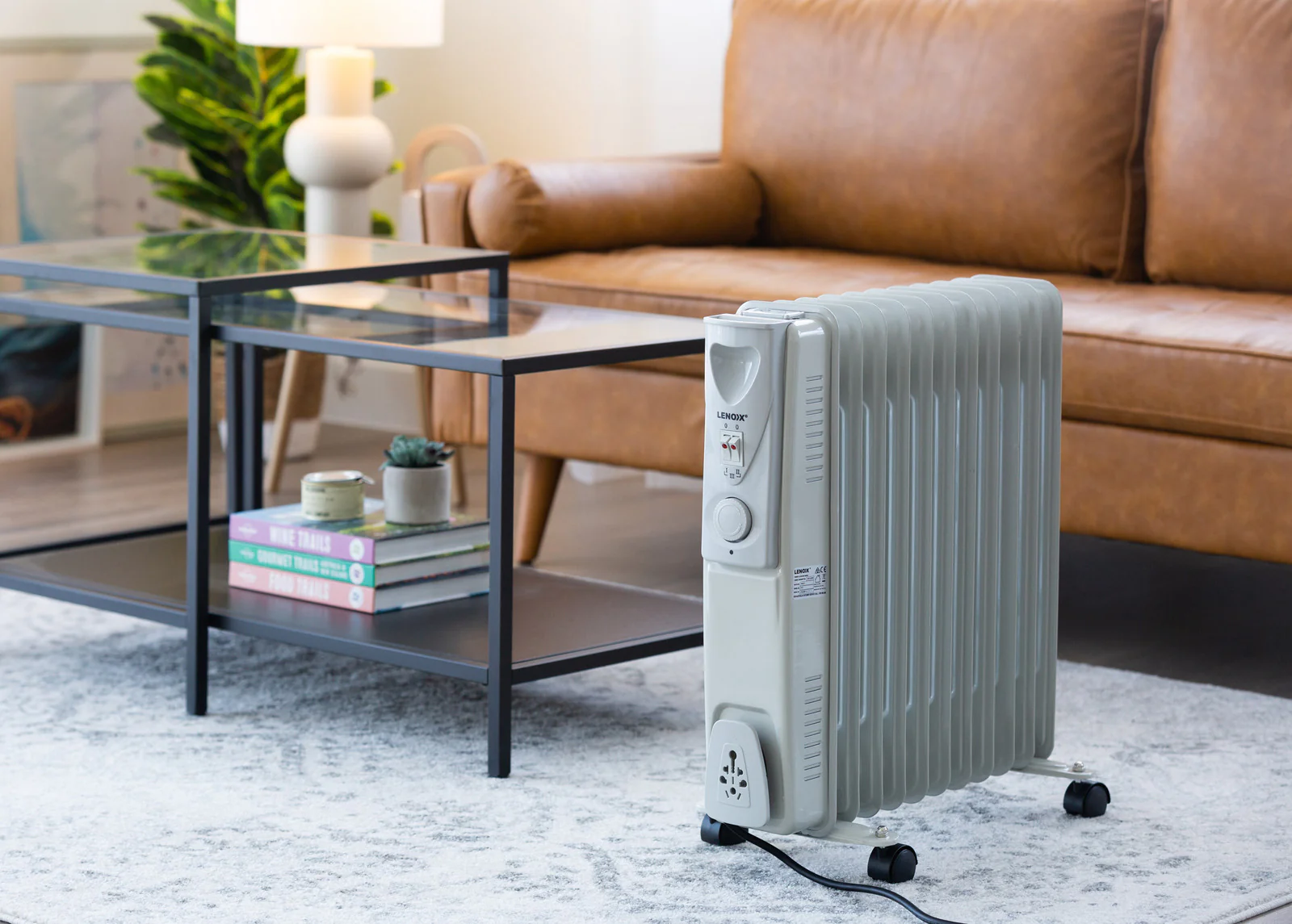 Lenoxx 11-Fin 2400W Wheeled Oil Column Heater 3 Heat Settings - Image 4