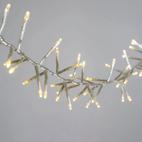Lexi Lighting 720 LED Cluster Christmas Lights with Clear Cable - Warm White - Image 3