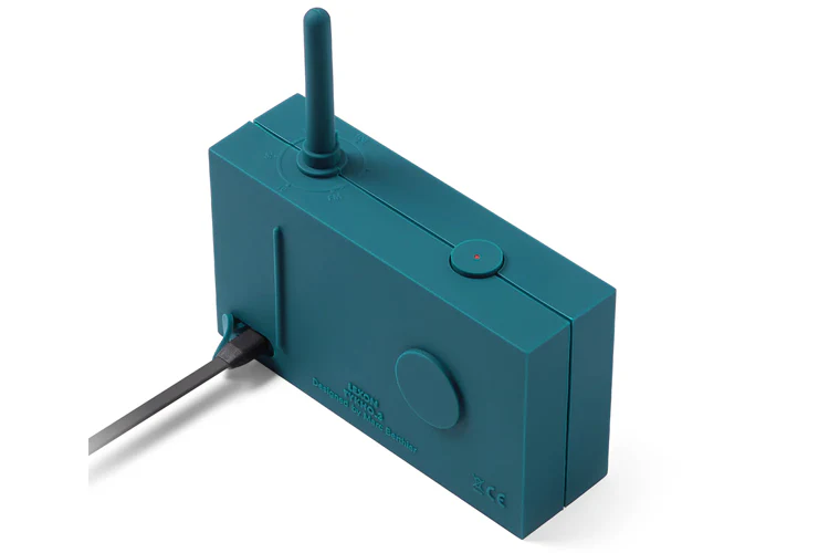 Lexon Thykho 3 FM Radio & Bluetooth Speaker - Duck Blue - Image 3